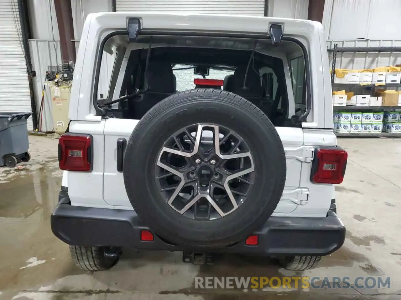 6 Photograph of a damaged car 1C4PJXEG8RW238831 JEEP WRANGLER 2024