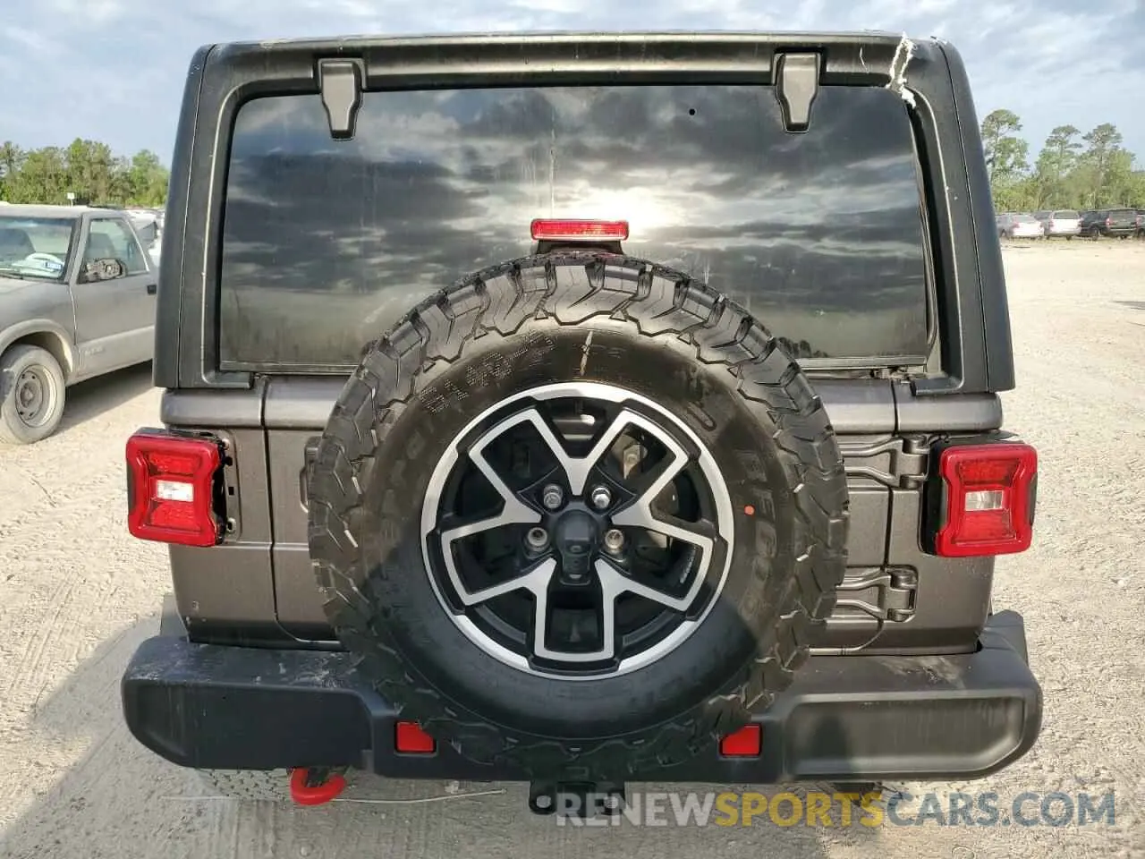 6 Photograph of a damaged car 1C4PJXFG6RW261748 JEEP WRANGLER 2024