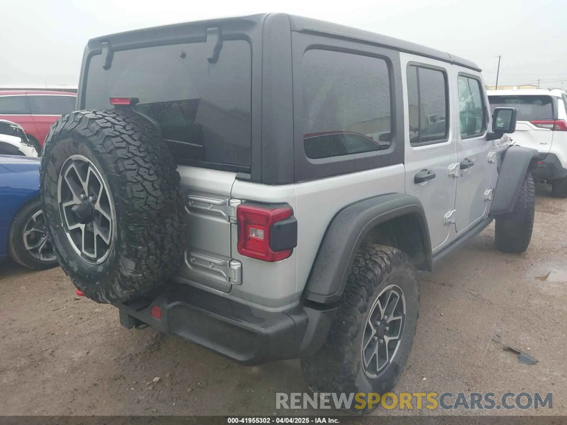 4 Photograph of a damaged car 1C4PJXFG7RW252959 JEEP WRANGLER 2024