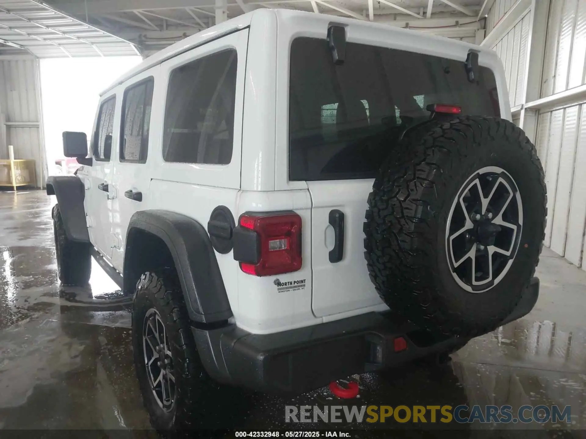 3 Photograph of a damaged car 1C4PJXFG7RW334190 JEEP WRANGLER 2024