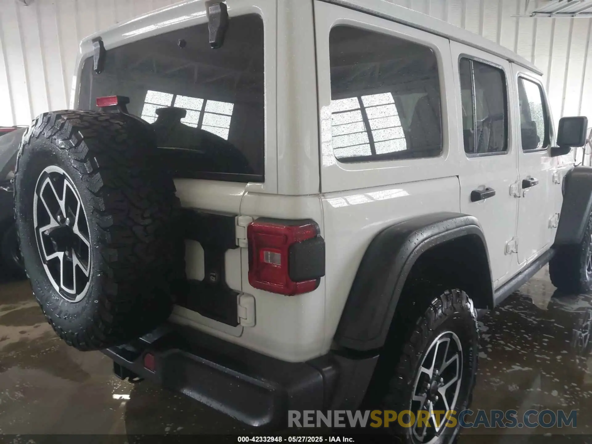 4 Photograph of a damaged car 1C4PJXFG7RW334190 JEEP WRANGLER 2024