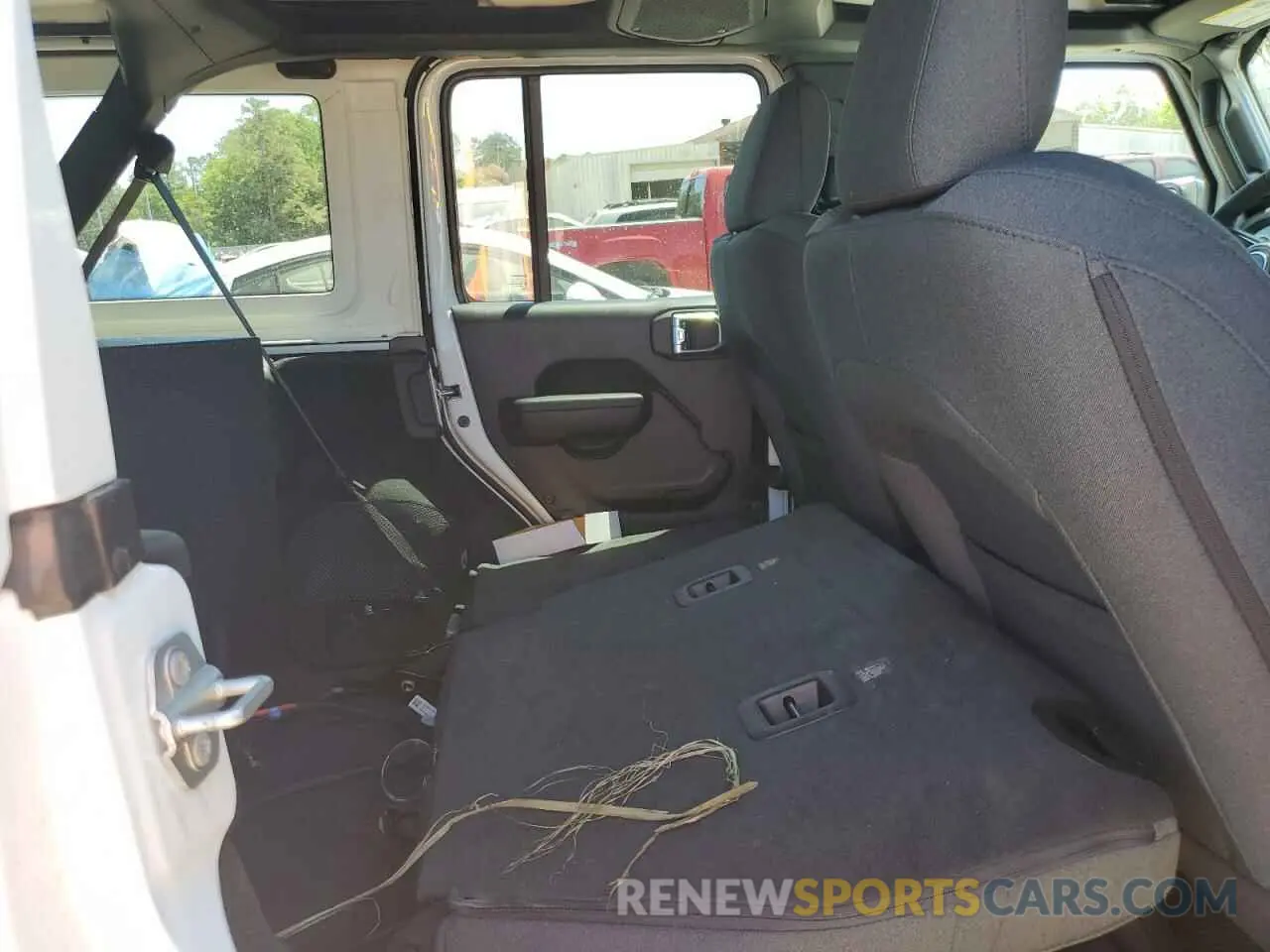 11 Photograph of a damaged car 1C4RJXDG8RW290051 JEEP WRANGLER 2024