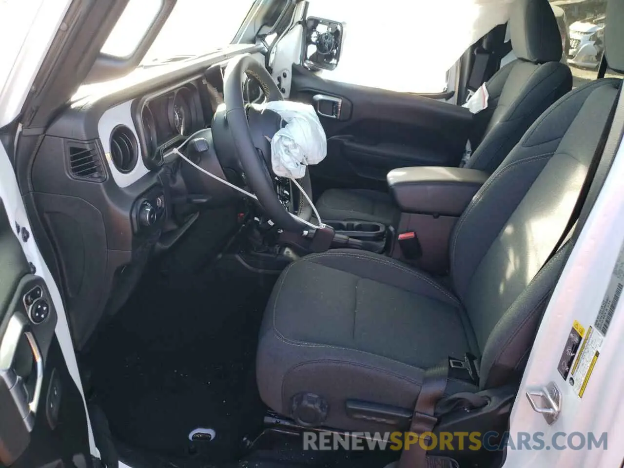 7 Photograph of a damaged car 1C4RJXDGXRW263627 JEEP WRANGLER 2024