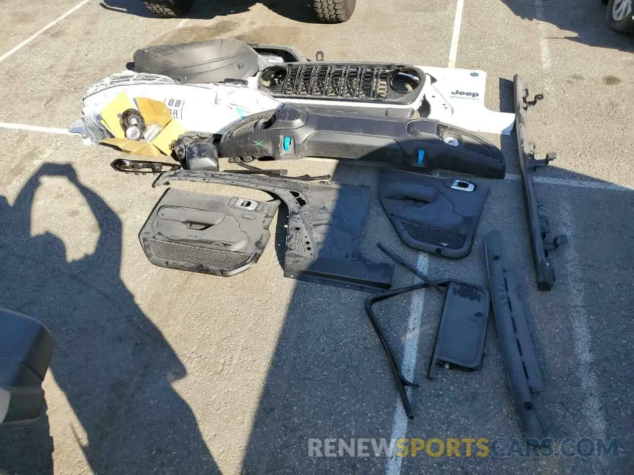 12 Photograph of a damaged car 1C4RJXN60RW278675 JEEP WRANGLER 2024