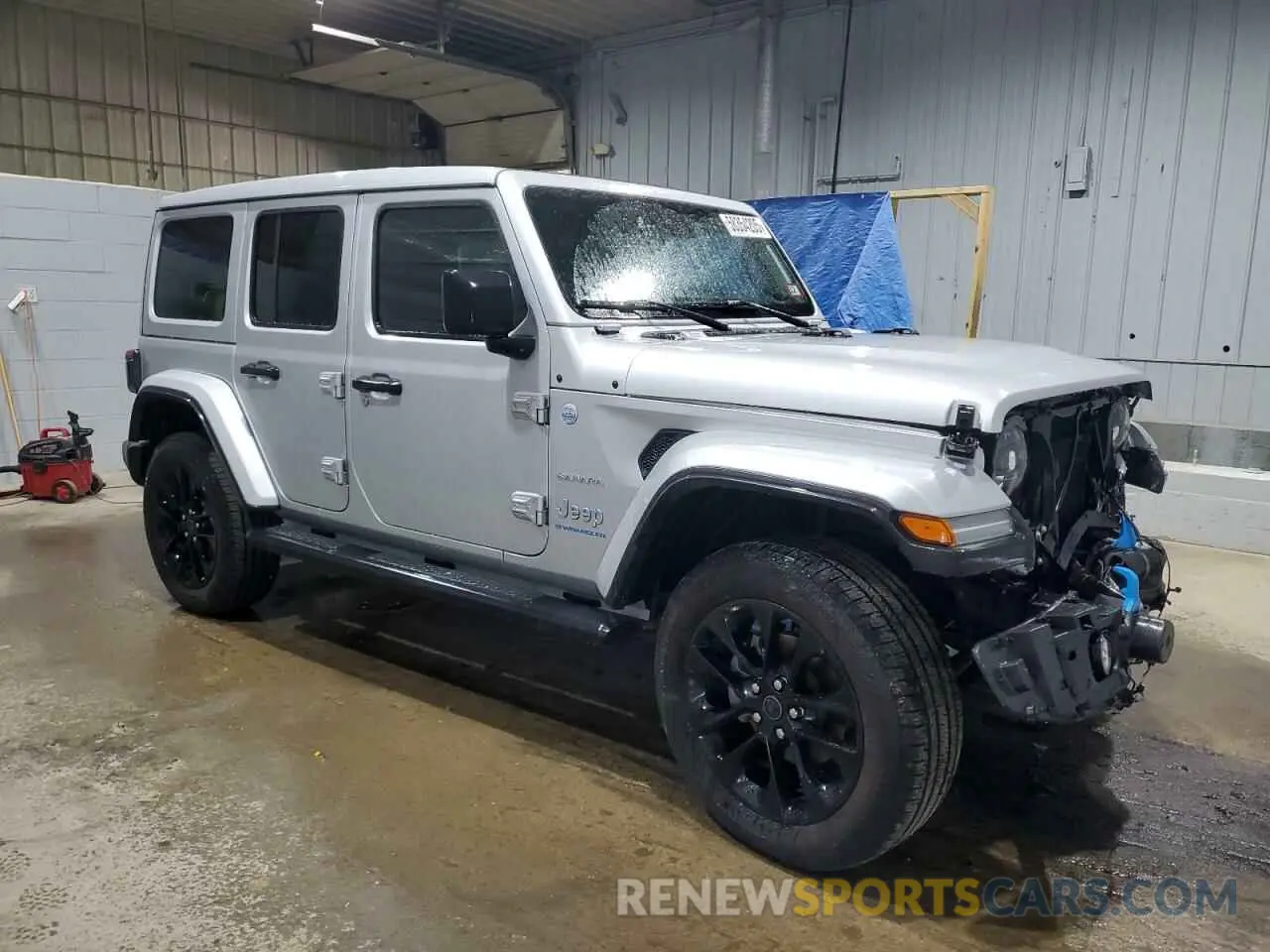 4 Photograph of a damaged car 1C4RJXP60RW356644 JEEP WRANGLER 2024