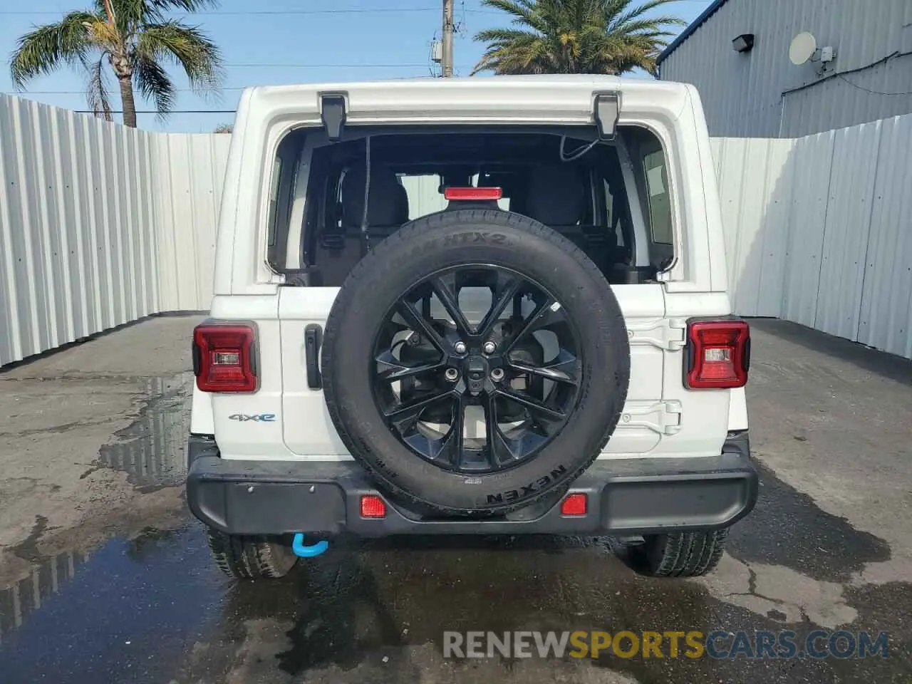 6 Photograph of a damaged car 1C4RJXP67RW232094 JEEP WRANGLER 2024