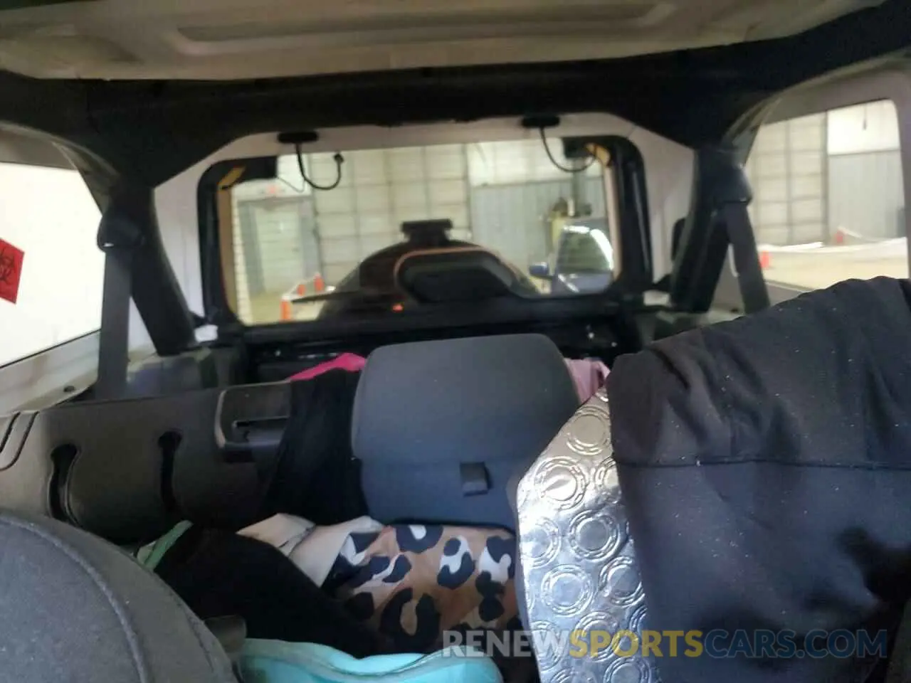 10 Photograph of a damaged car 1C4RJXP67RW292134 JEEP WRANGLER 2024