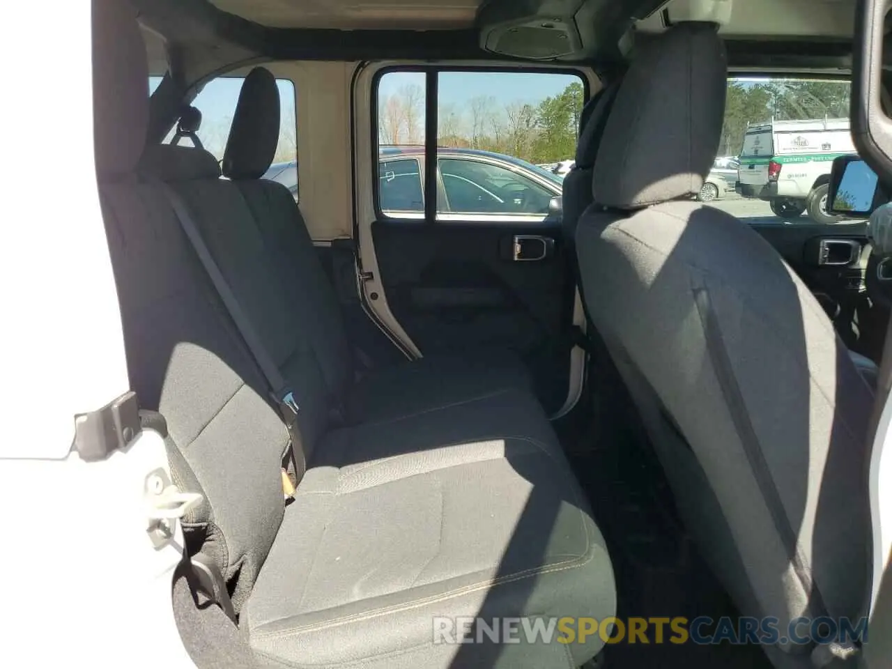 11 Photograph of a damaged car 1C4RJXP68RW292921 JEEP WRANGLER 2024