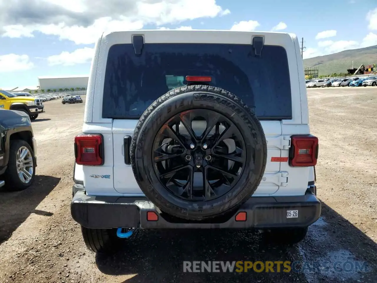 6 Photograph of a damaged car 1C4RJXP6XRW294430 JEEP WRANGLER 2024