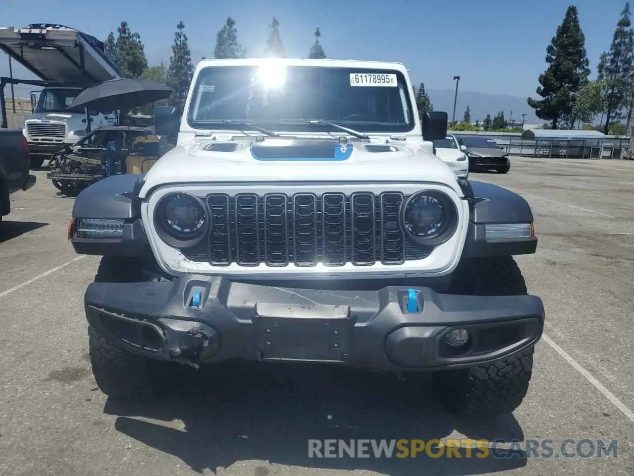 5 Photograph of a damaged car 1C4RJXR67RW242301 JEEP WRANGLER 2024