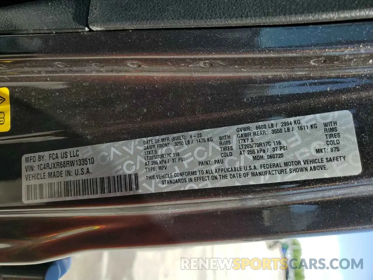 13 Photograph of a damaged car 1C4RJXR68RW133510 JEEP WRANGLER 2024