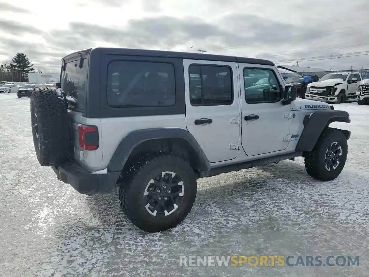 3 Photograph of a damaged car 1C4RJXR69RW157332 JEEP WRANGLER 2024