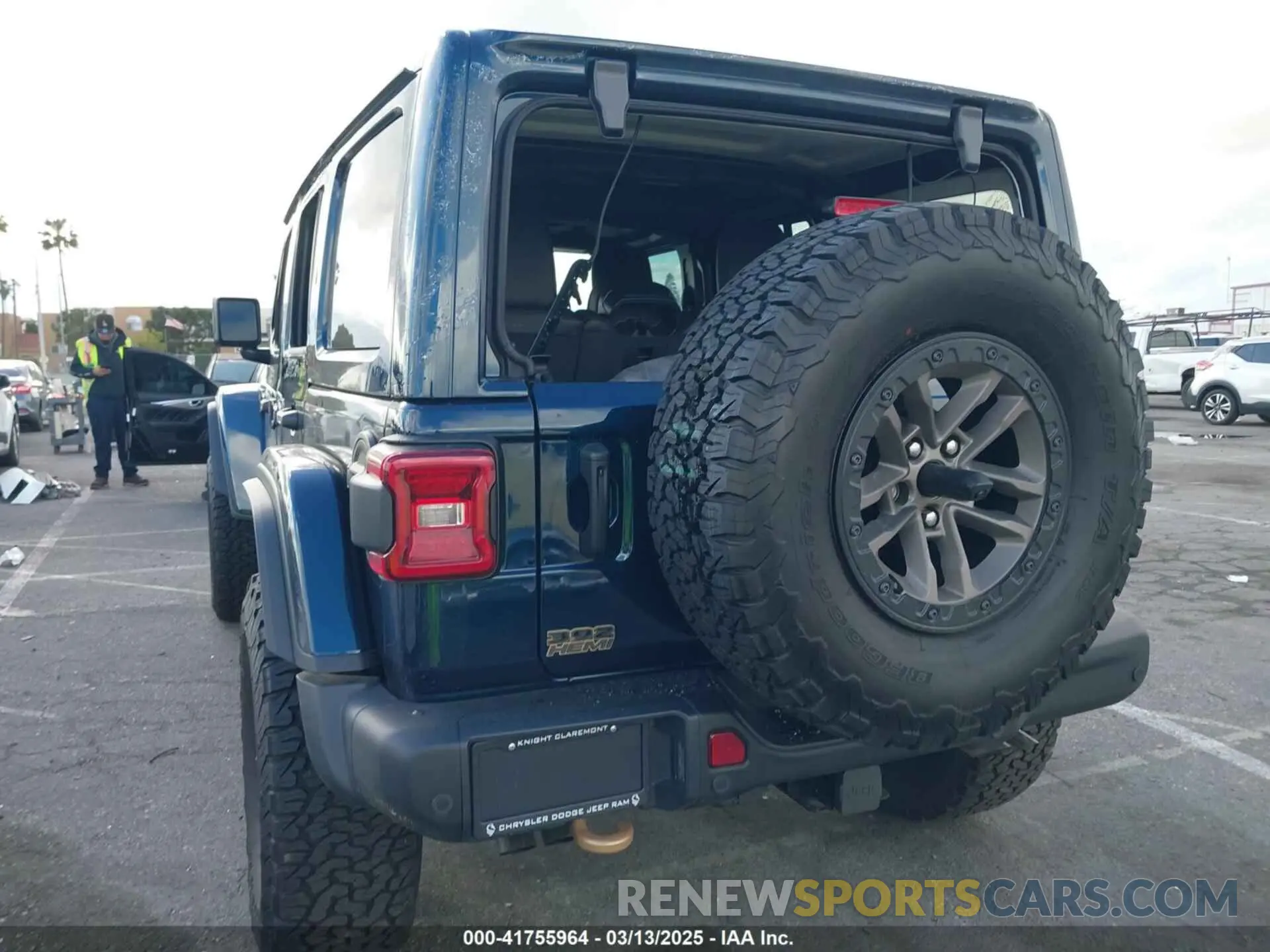 3 Photograph of a damaged car 1C4RJXSJ5RW369532 JEEP WRANGLER 2024