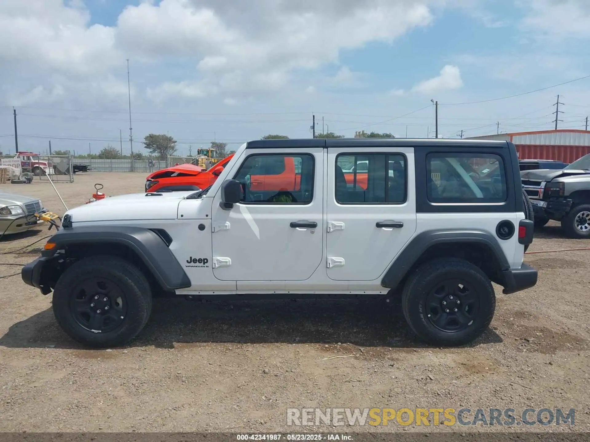14 Photograph of a damaged car 1C4PJXDG7SW546578 JEEP WRANGLER 2025