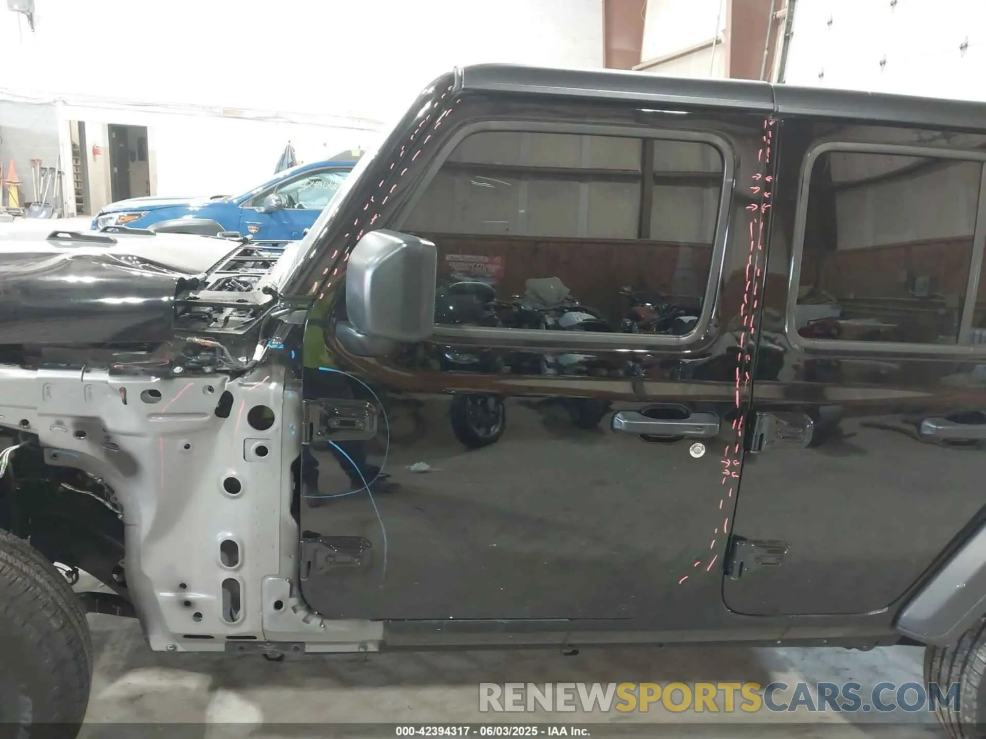 18 Photograph of a damaged car 1C4PJXDNXSW503061 JEEP WRANGLER 2025