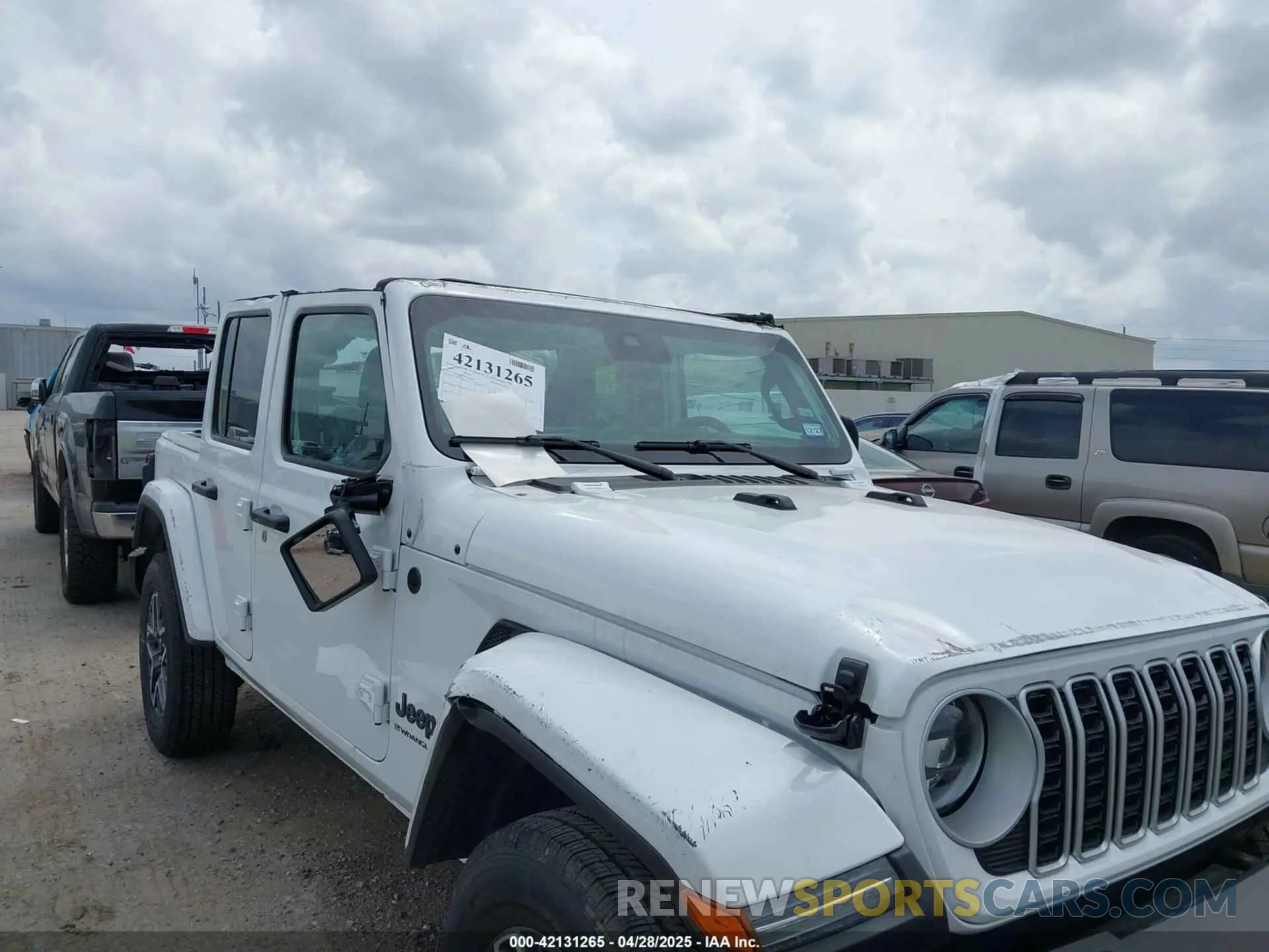 6 Photograph of a damaged car 1C4PJXEN1SW528297 JEEP WRANGLER 2025