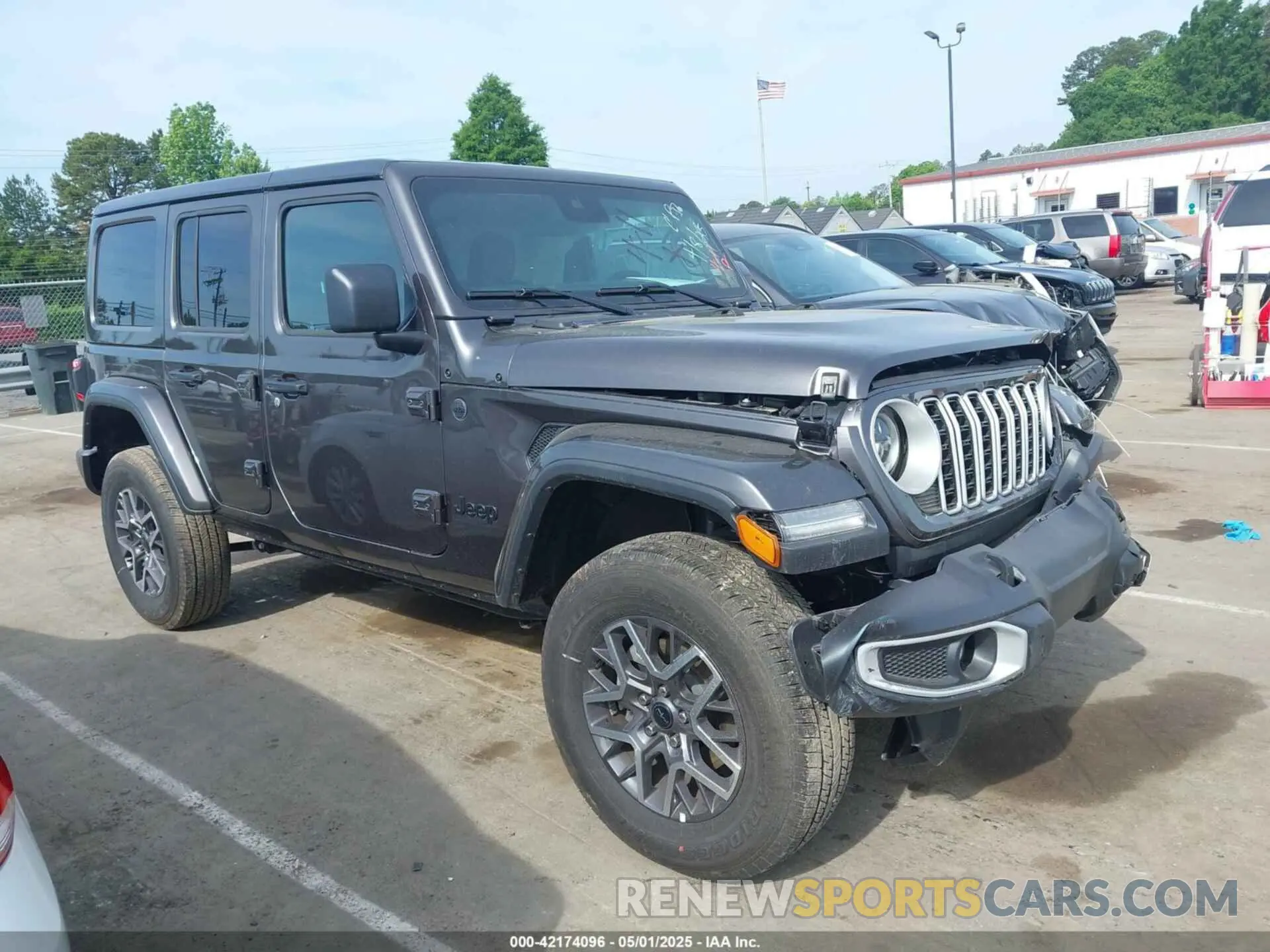 13 Photograph of a damaged car 1C4PJXEN5SW525130 JEEP WRANGLER 2025