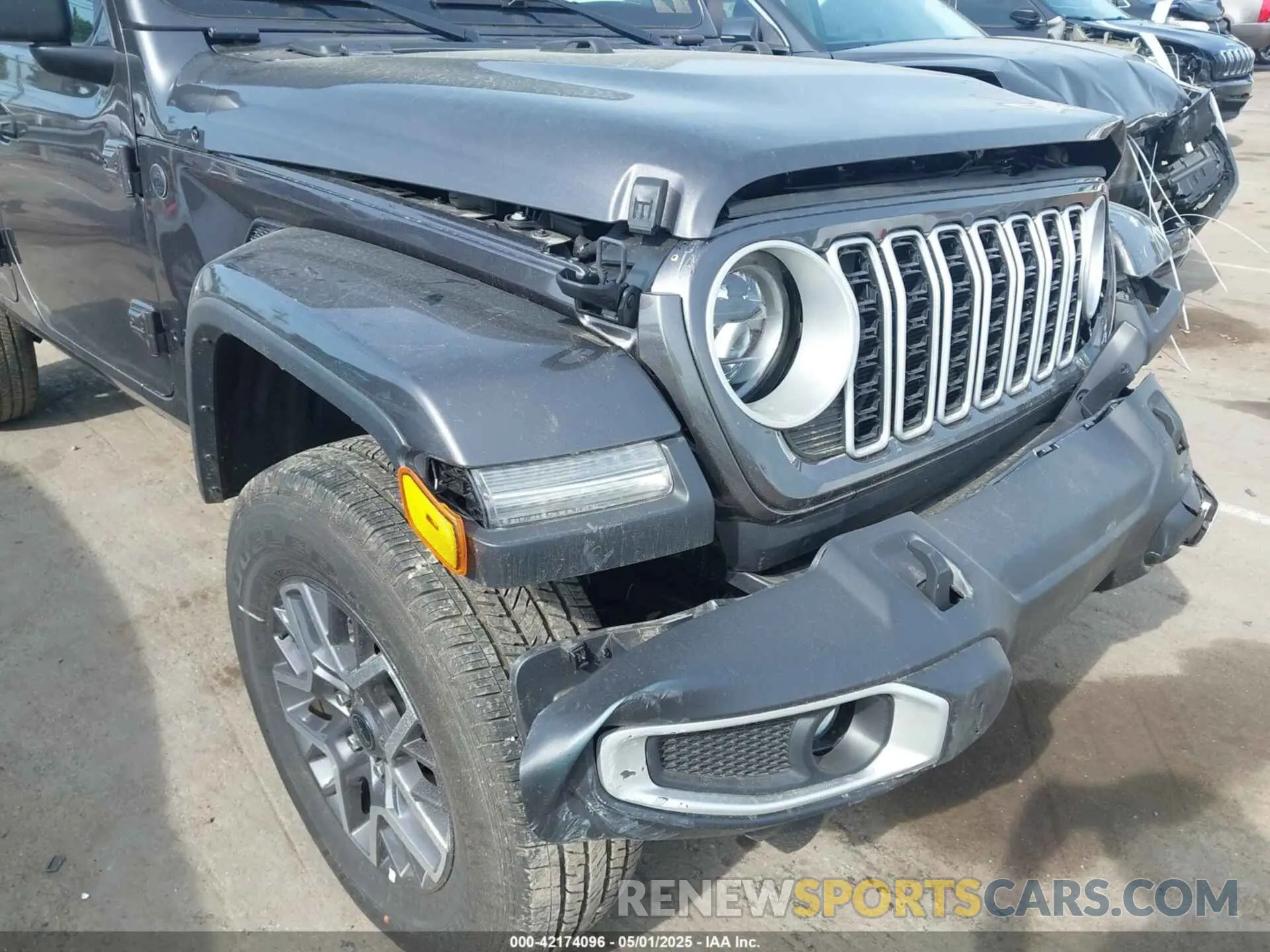18 Photograph of a damaged car 1C4PJXEN5SW525130 JEEP WRANGLER 2025