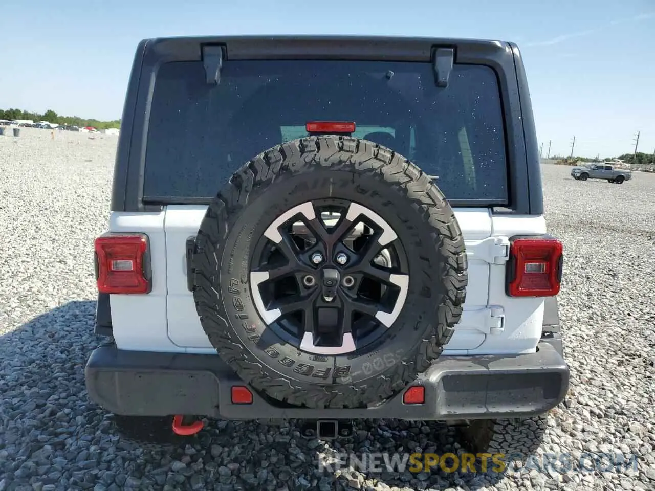6 Photograph of a damaged car 1C4PJXFN2SW525858 JEEP WRANGLER 2025