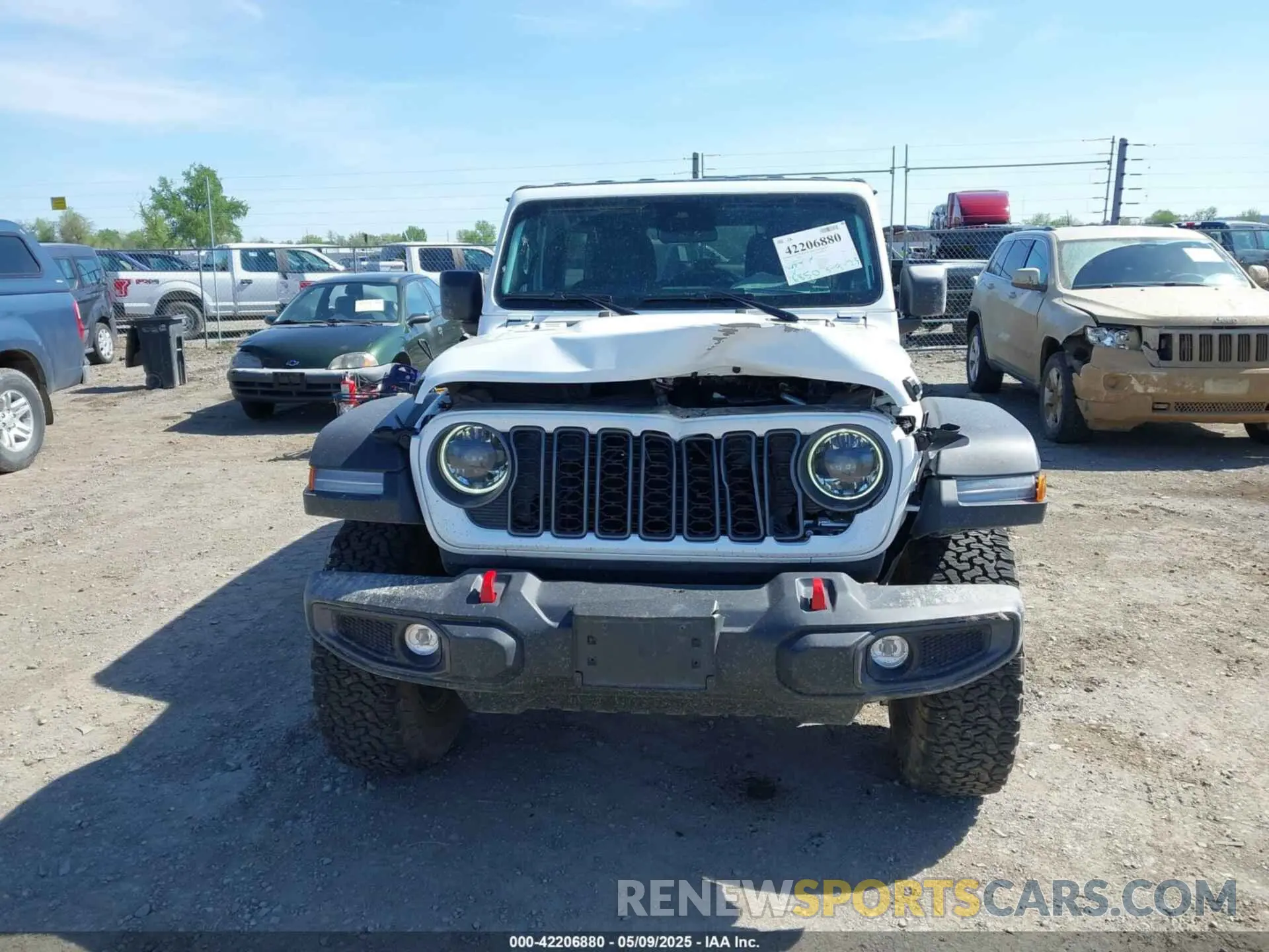 12 Photograph of a damaged car 1C4PJXFN2SW526430 JEEP WRANGLER 2025