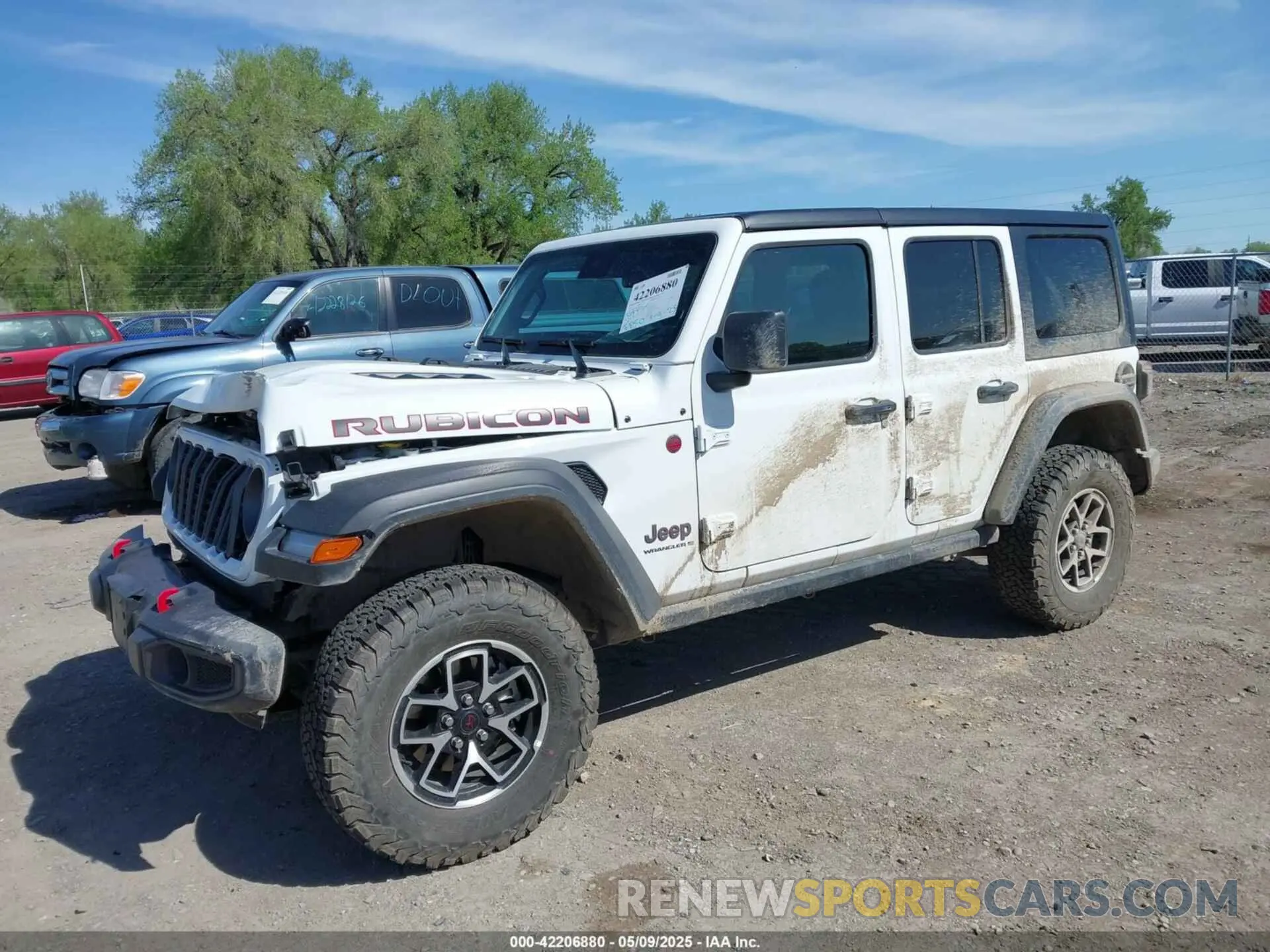 2 Photograph of a damaged car 1C4PJXFN2SW526430 JEEP WRANGLER 2025