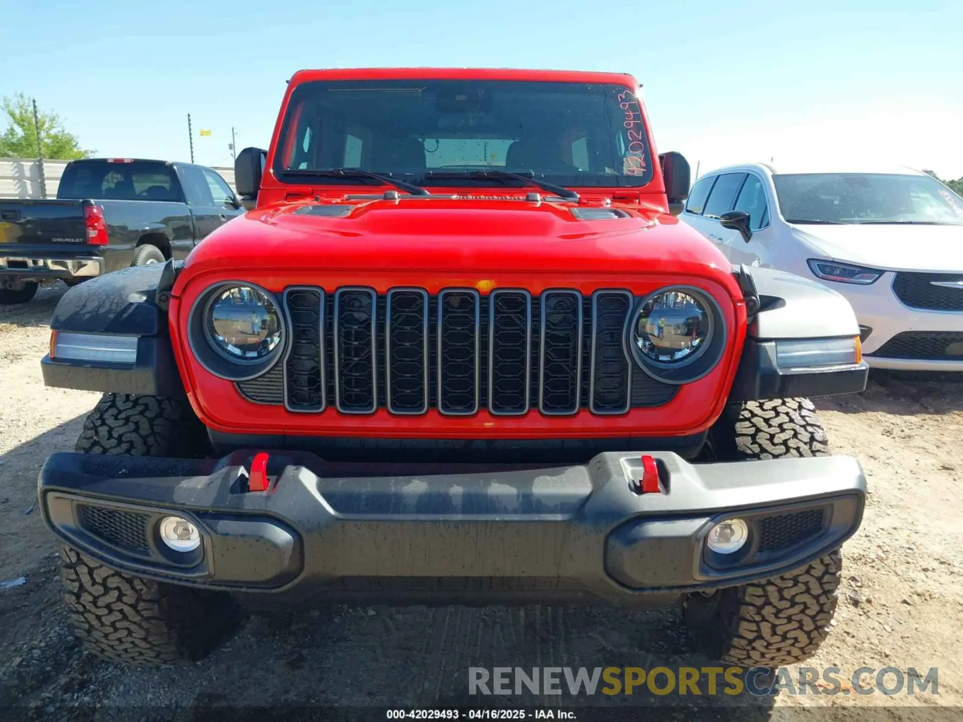 12 Photograph of a damaged car 1C4PJXFN8SW525573 JEEP WRANGLER 2025