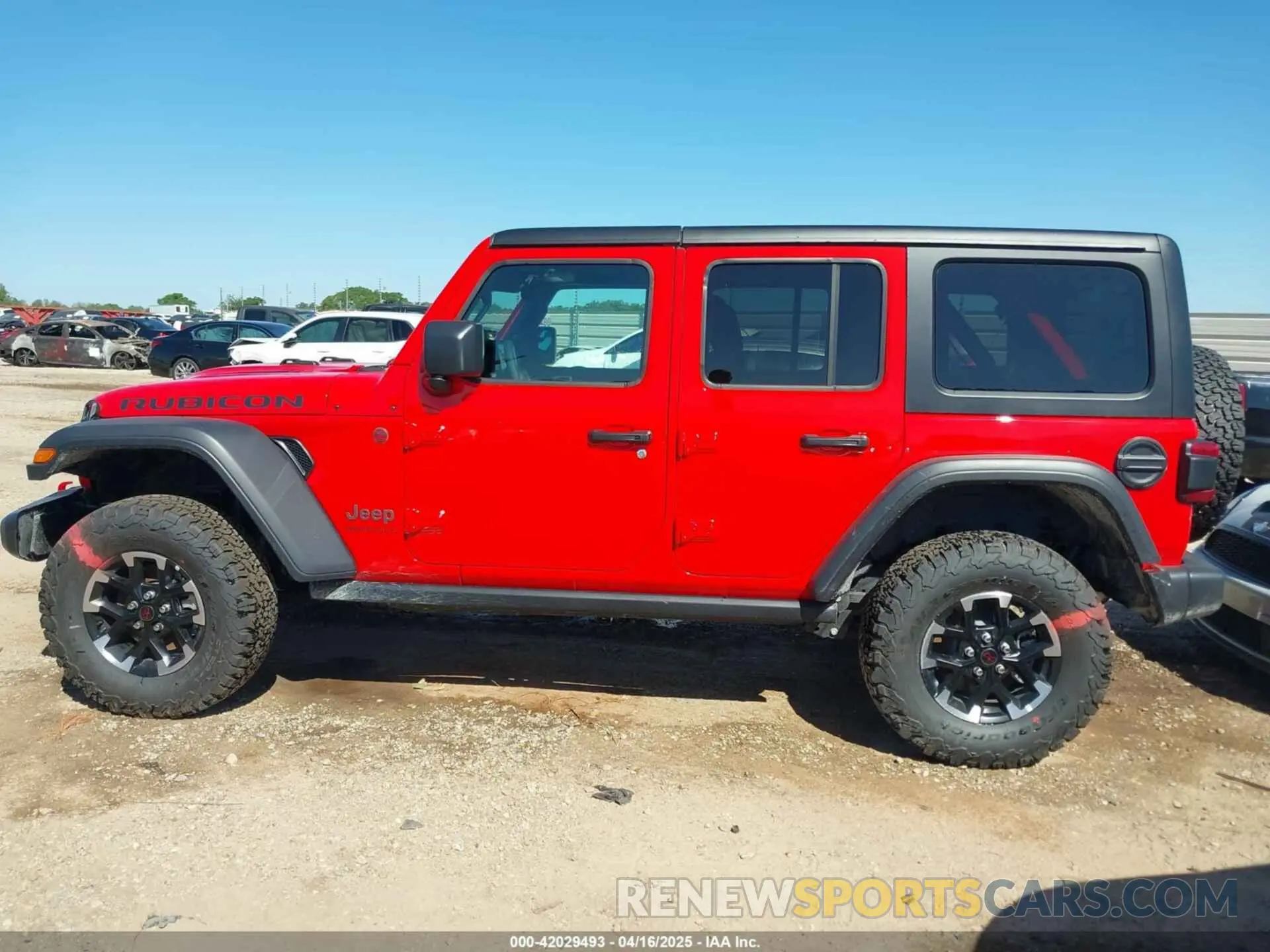 14 Photograph of a damaged car 1C4PJXFN8SW525573 JEEP WRANGLER 2025