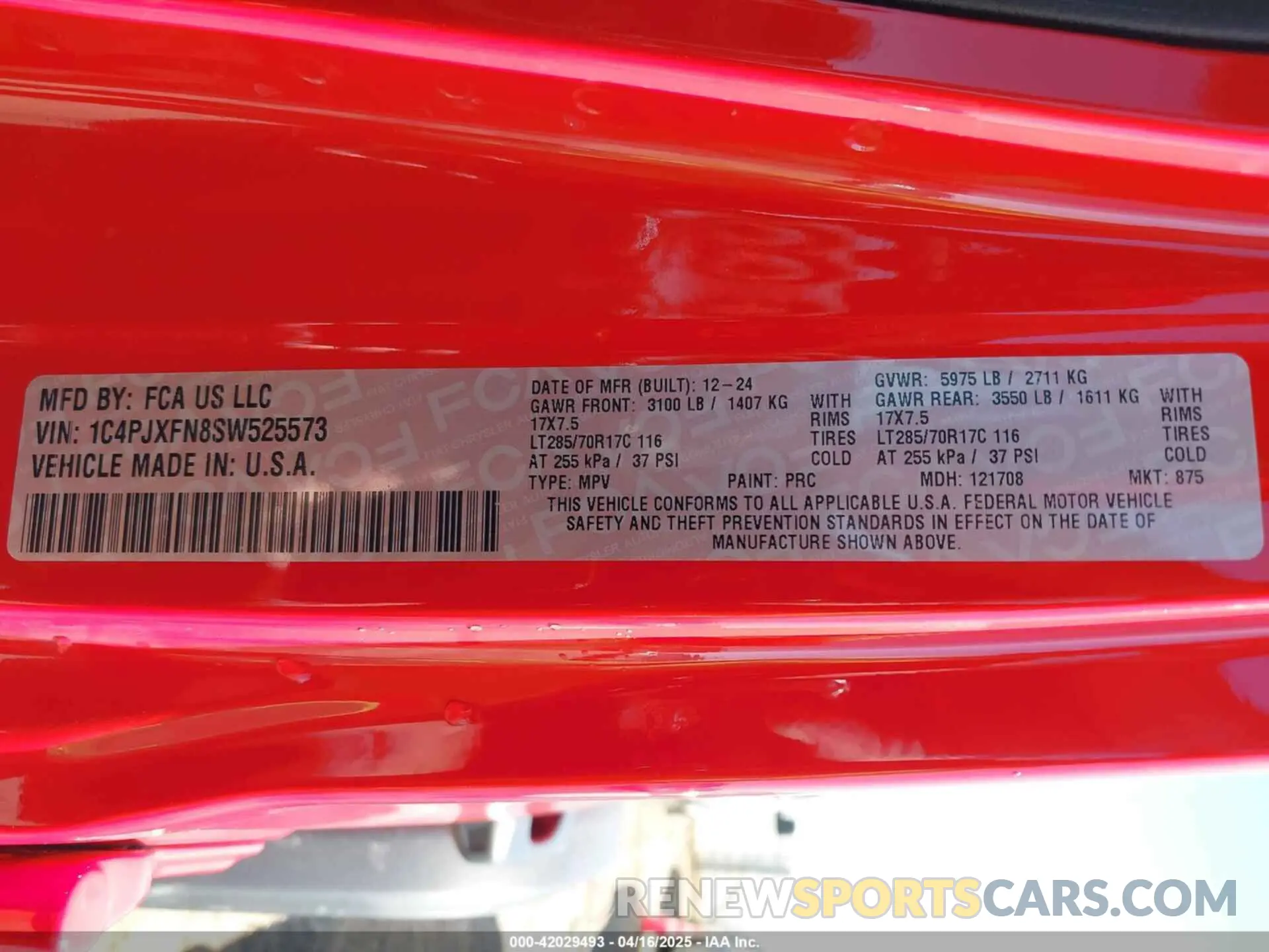 9 Photograph of a damaged car 1C4PJXFN8SW525573 JEEP WRANGLER 2025