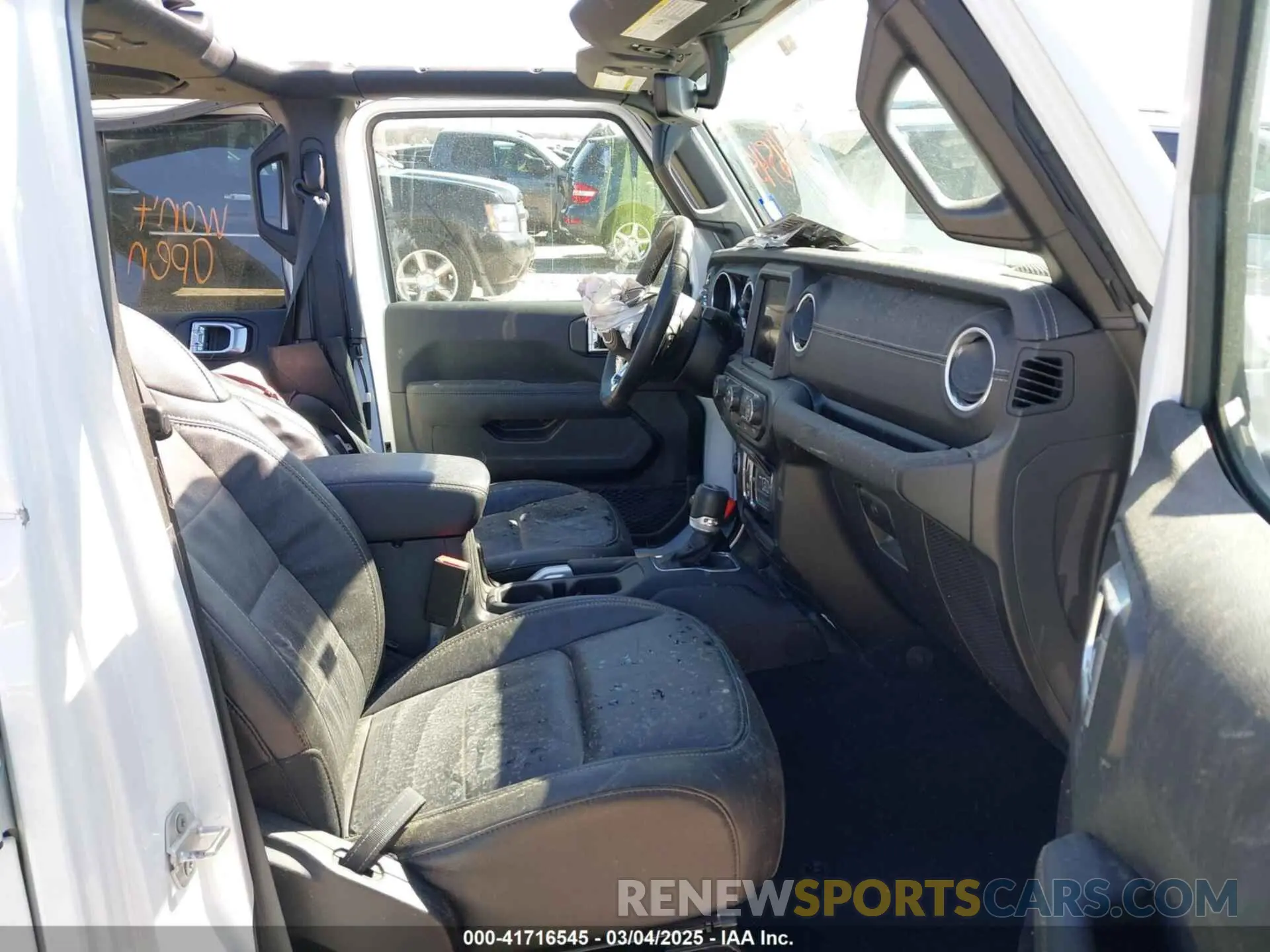 5 Photograph of a damaged car 1C4JJXP62MW724232 JEEP WRANGLER 4XE 2021