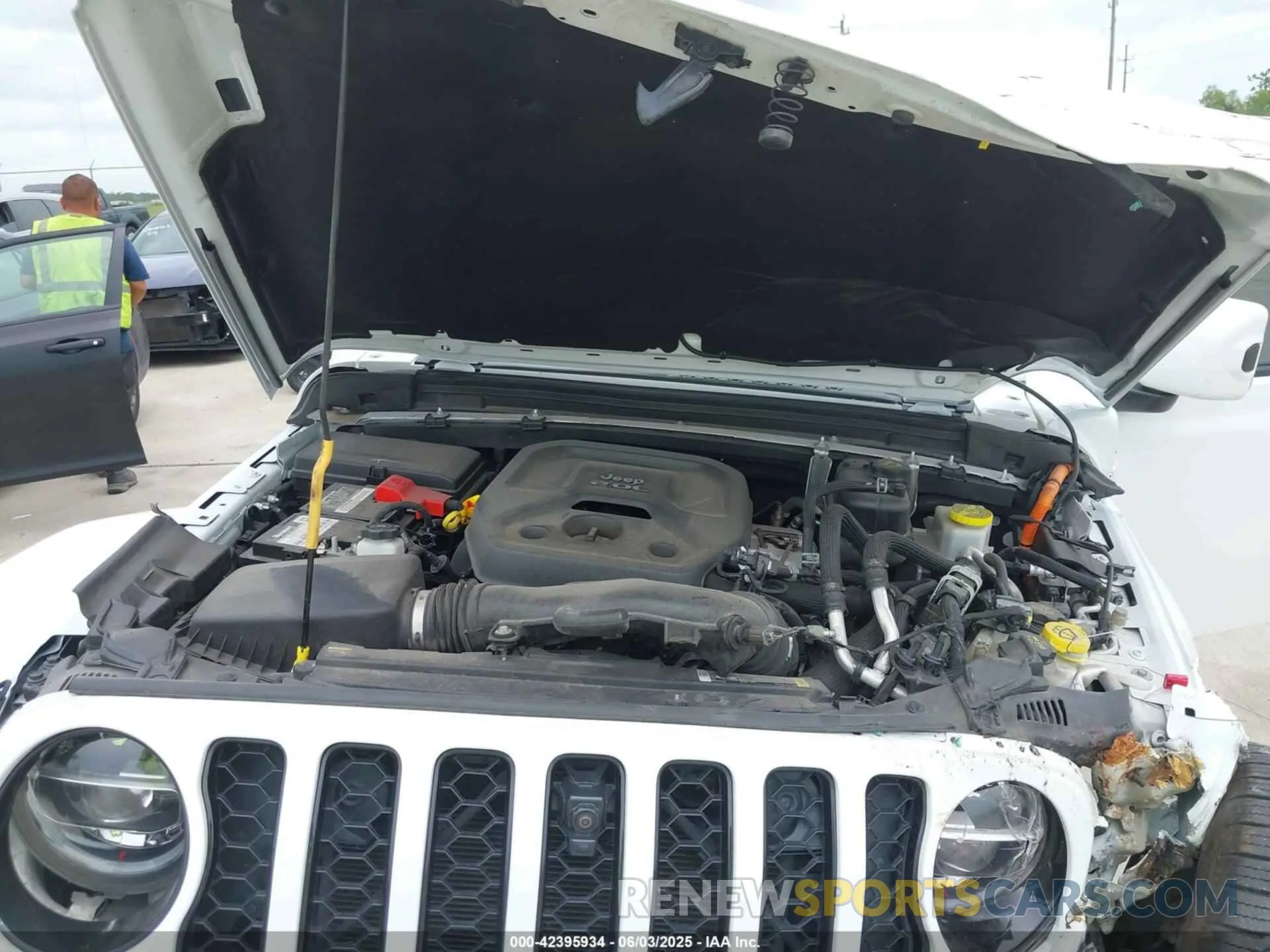 10 Photograph of a damaged car 1C4JJXP63MW723803 JEEP WRANGLER 4XE 2021
