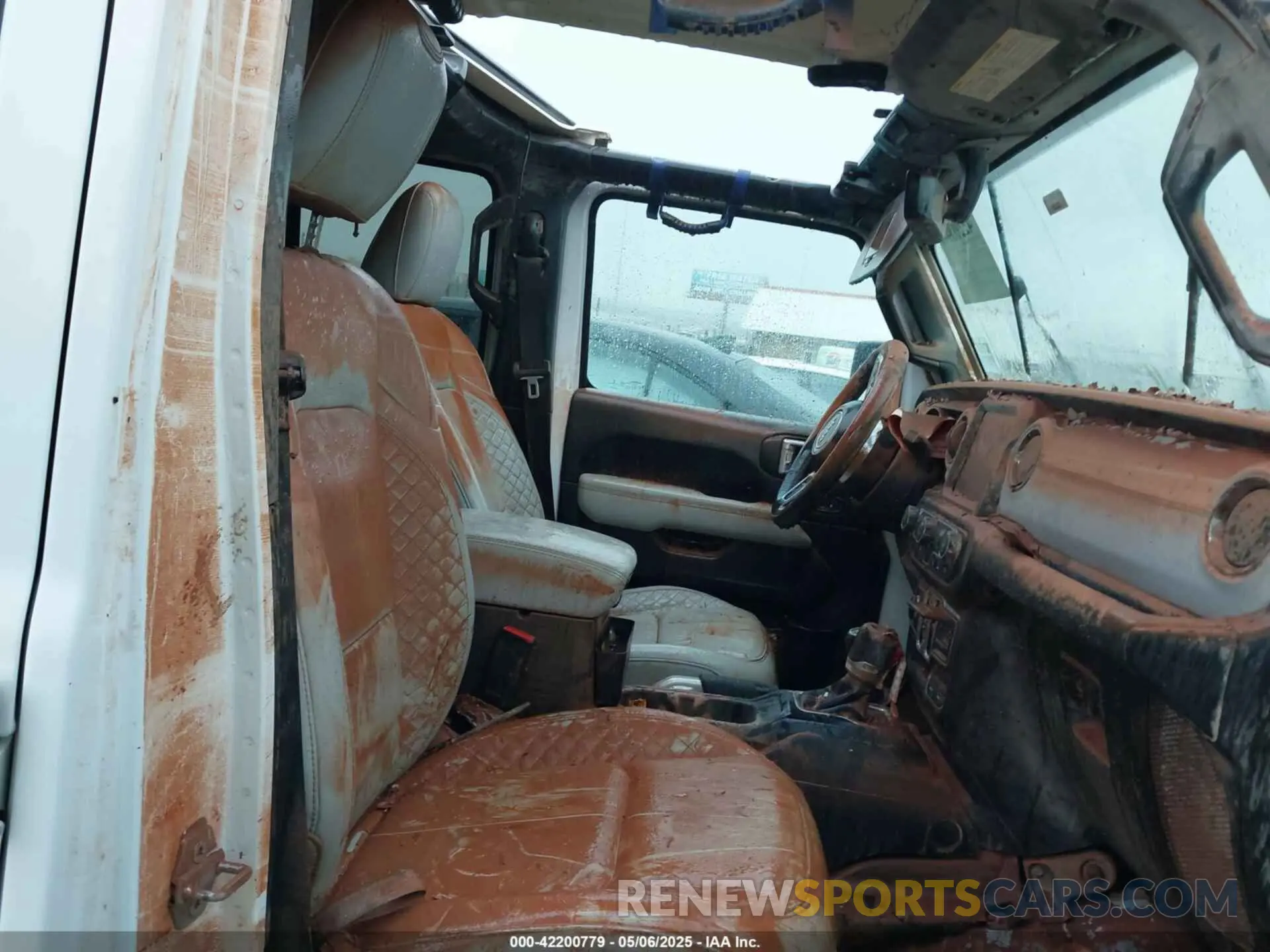 5 Photograph of a damaged car 1C4JJXP68MW716328 JEEP WRANGLER 4XE 2021