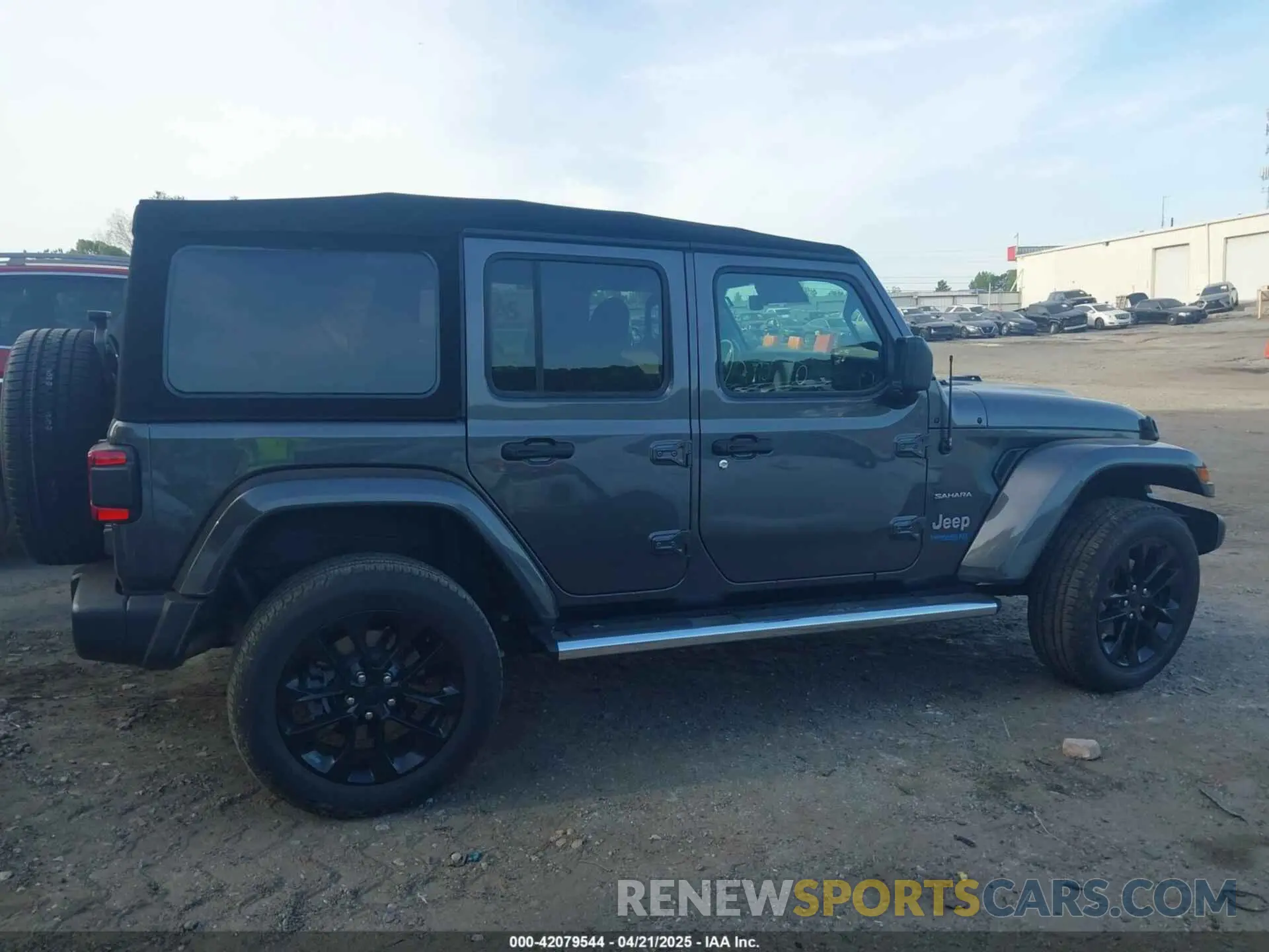 13 Photograph of a damaged car 1C4JJXP69MW787280 JEEP WRANGLER 4XE 2021