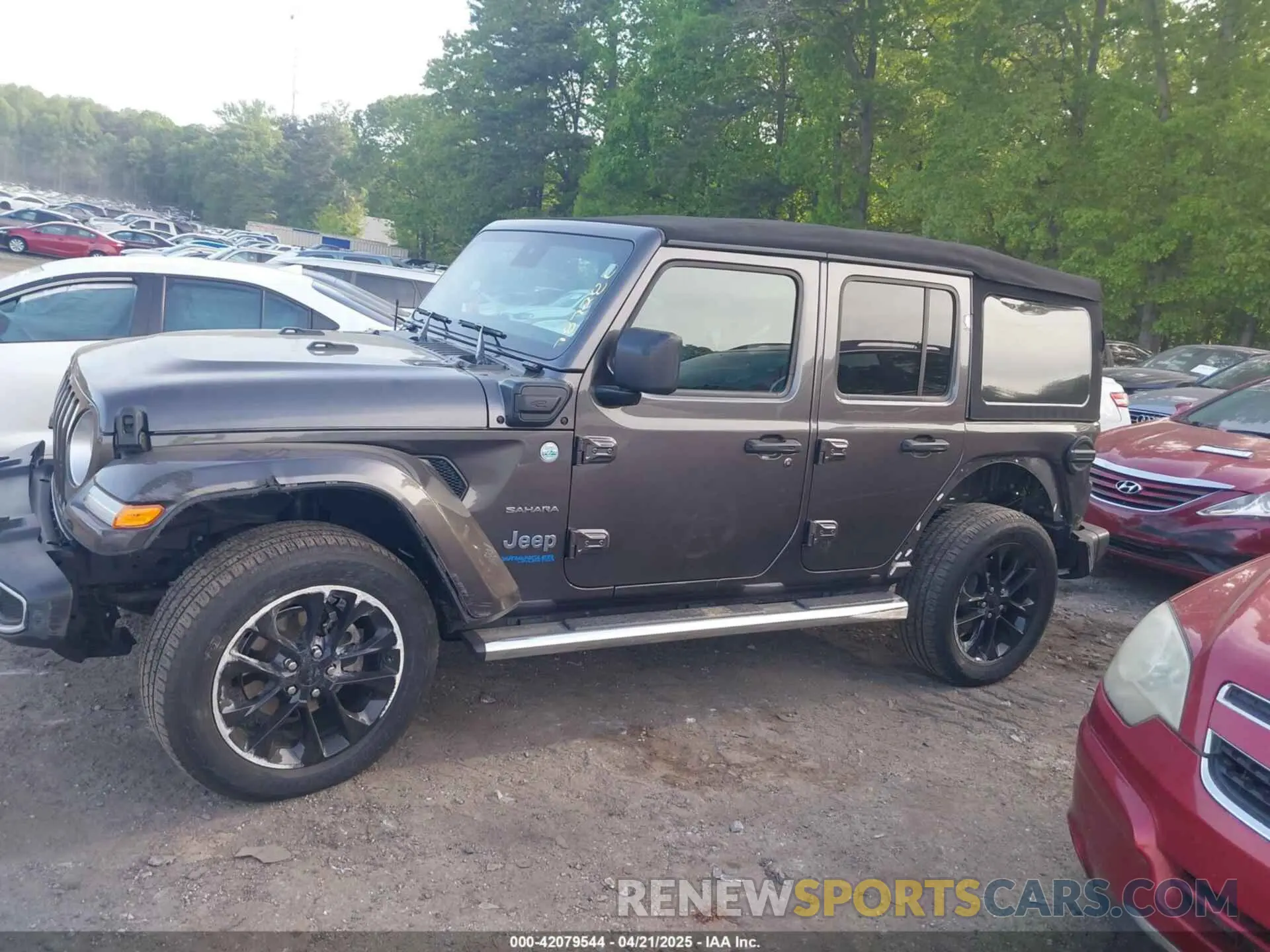 14 Photograph of a damaged car 1C4JJXP69MW787280 JEEP WRANGLER 4XE 2021