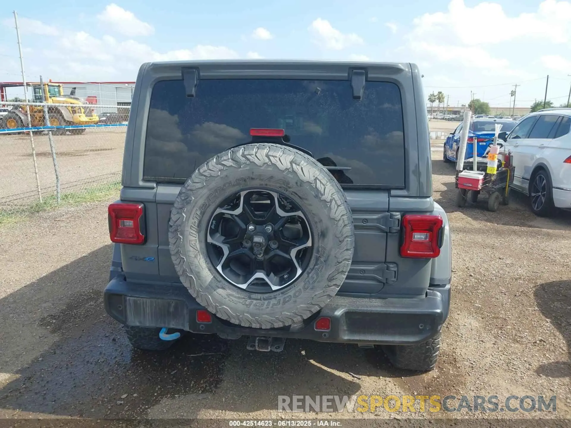 15 Photograph of a damaged car 1C4JJXR67MW716463 JEEP WRANGLER 4XE 2021