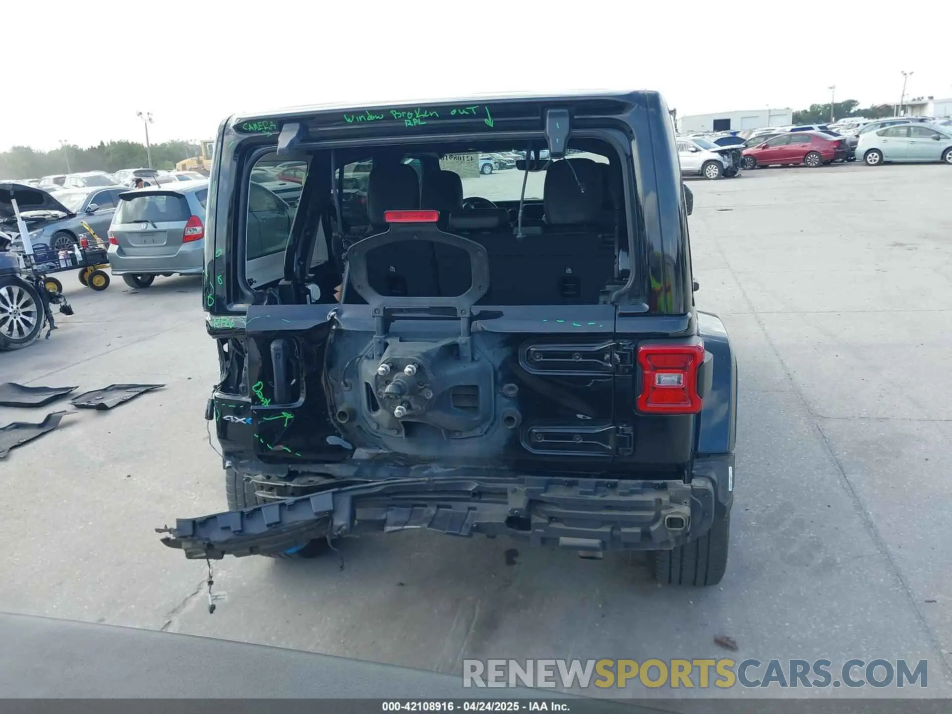17 Photograph of a damaged car 1C4JJXP60NW153776 JEEP WRANGLER 4XE 2022