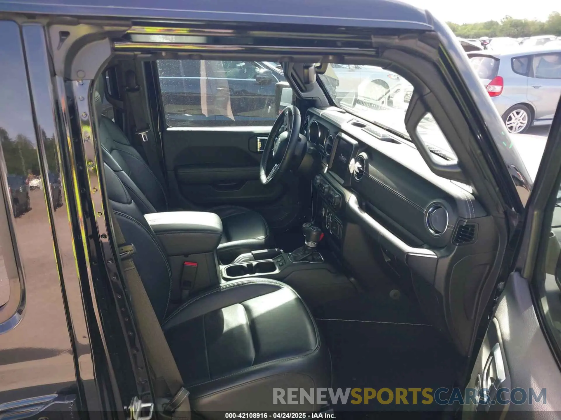 5 Photograph of a damaged car 1C4JJXP60NW153776 JEEP WRANGLER 4XE 2022