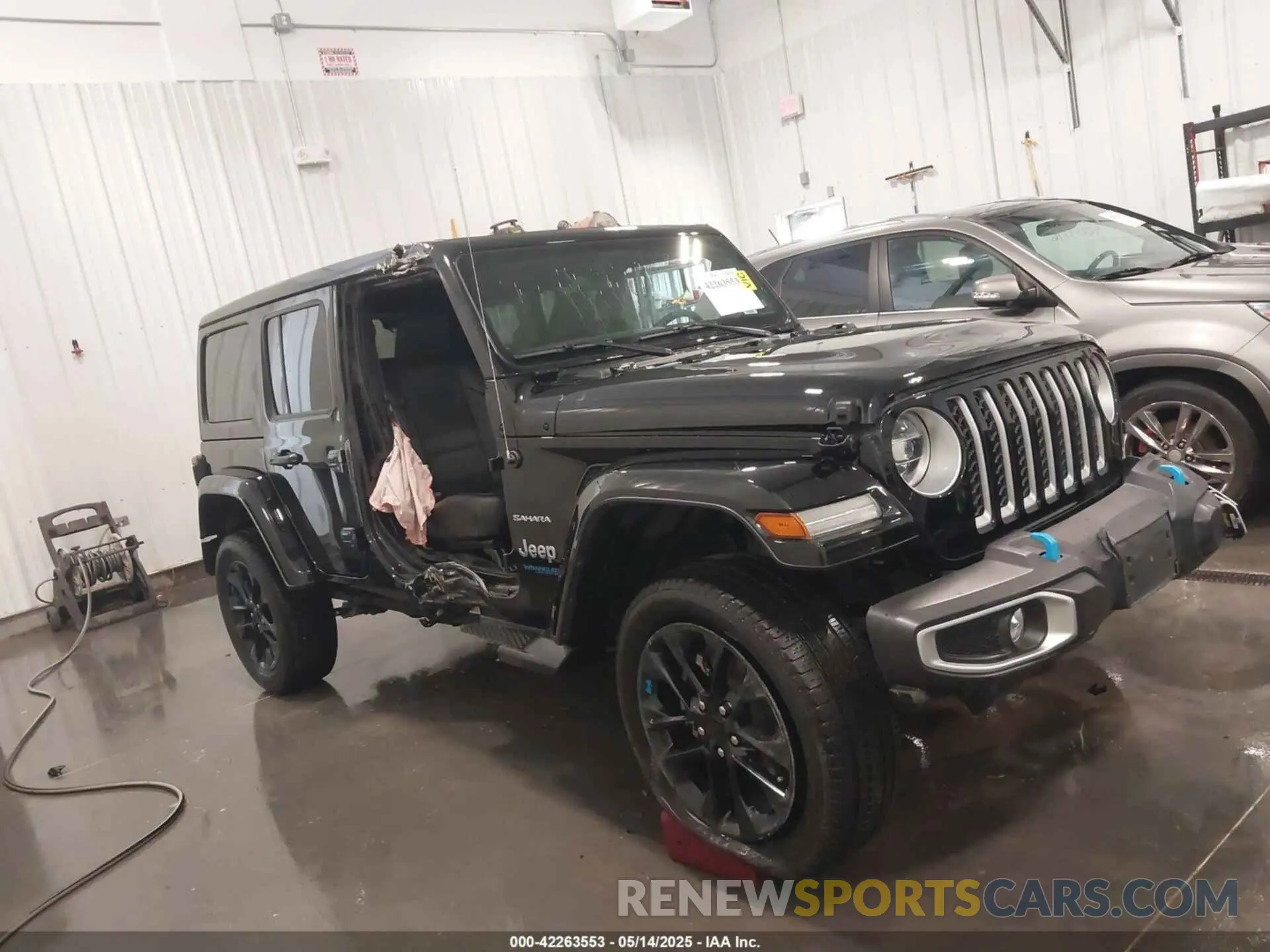 13 Photograph of a damaged car 1C4JJXP61NW276048 JEEP WRANGLER 4XE 2022