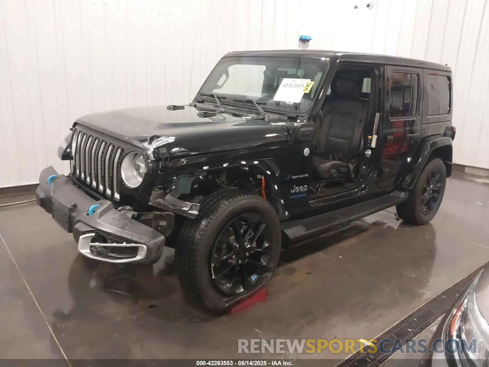 2 Photograph of a damaged car 1C4JJXP61NW276048 JEEP WRANGLER 4XE 2022