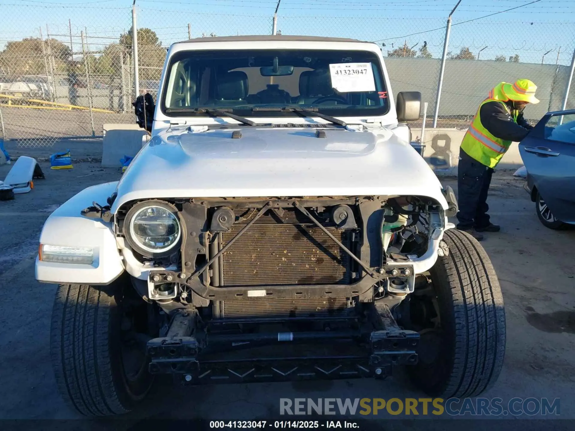 13 Photograph of a damaged car 1C4JJXP64NW123986 JEEP WRANGLER 4XE 2022
