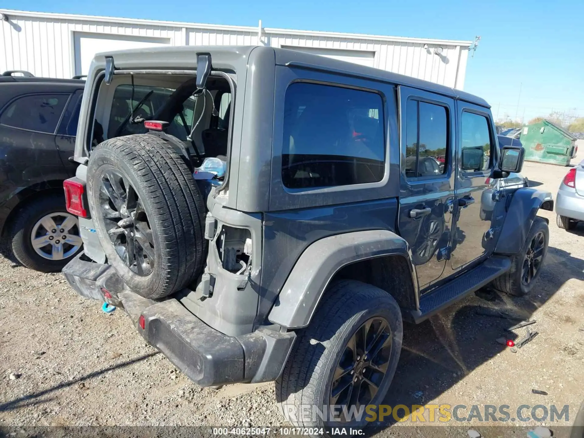 4 Photograph of a damaged car 1C4JJXP65NW216158 JEEP WRANGLER 4XE 2022