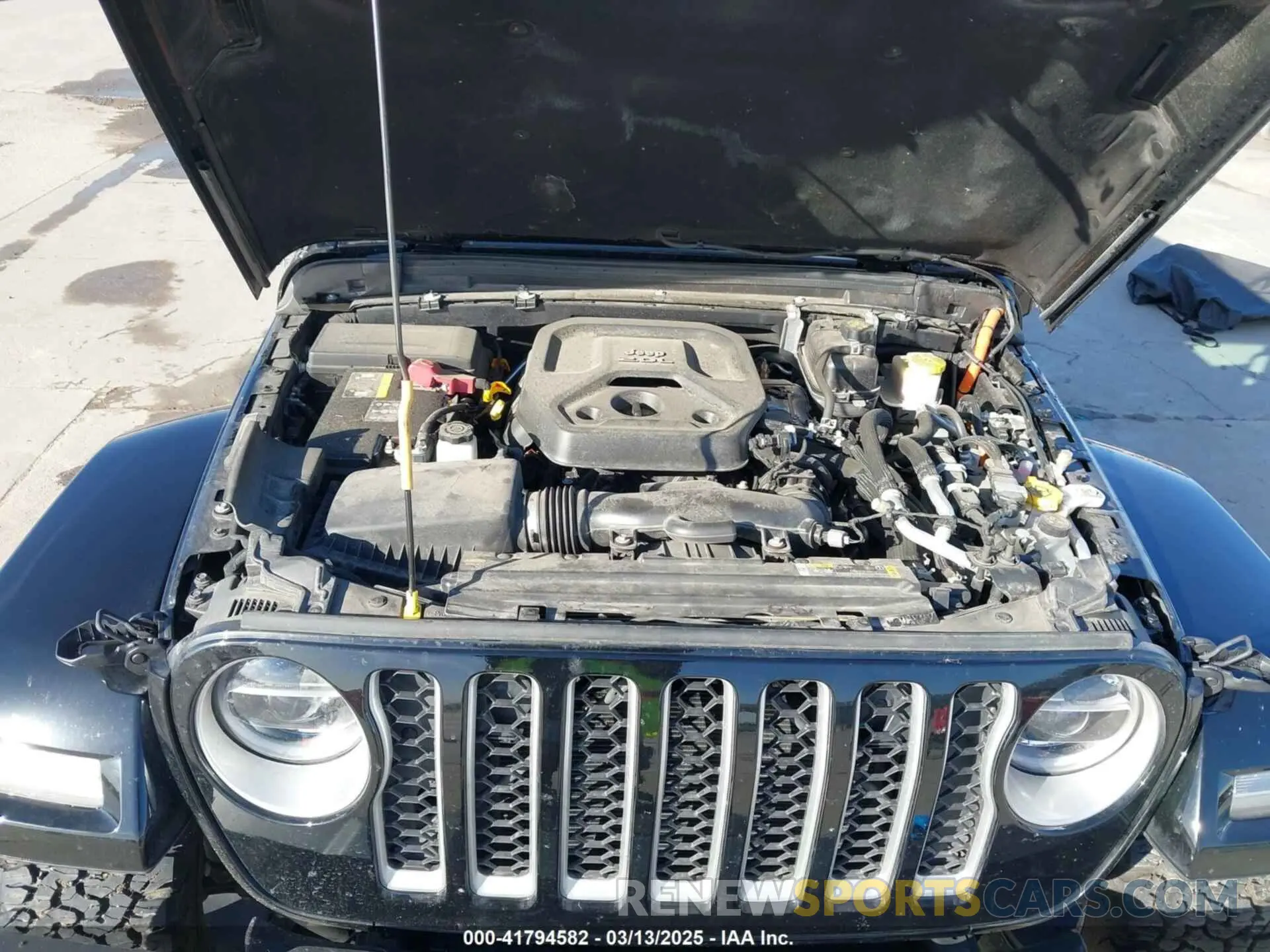 10 Photograph of a damaged car 1C4JJXP67NW275857 JEEP WRANGLER 4XE 2022