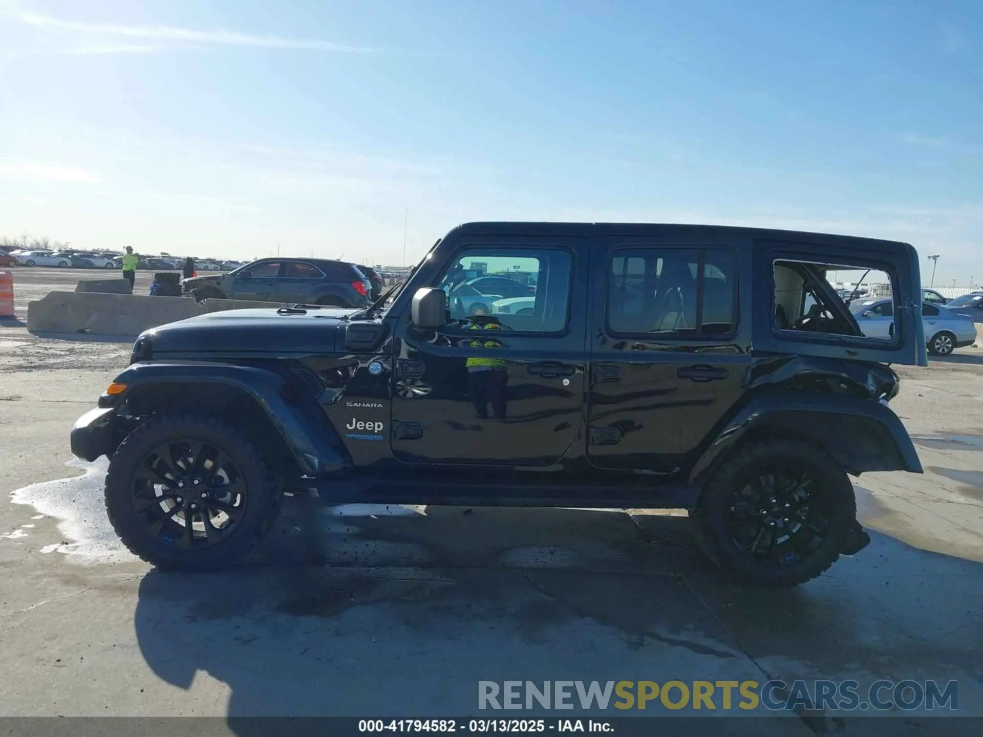15 Photograph of a damaged car 1C4JJXP67NW275857 JEEP WRANGLER 4XE 2022