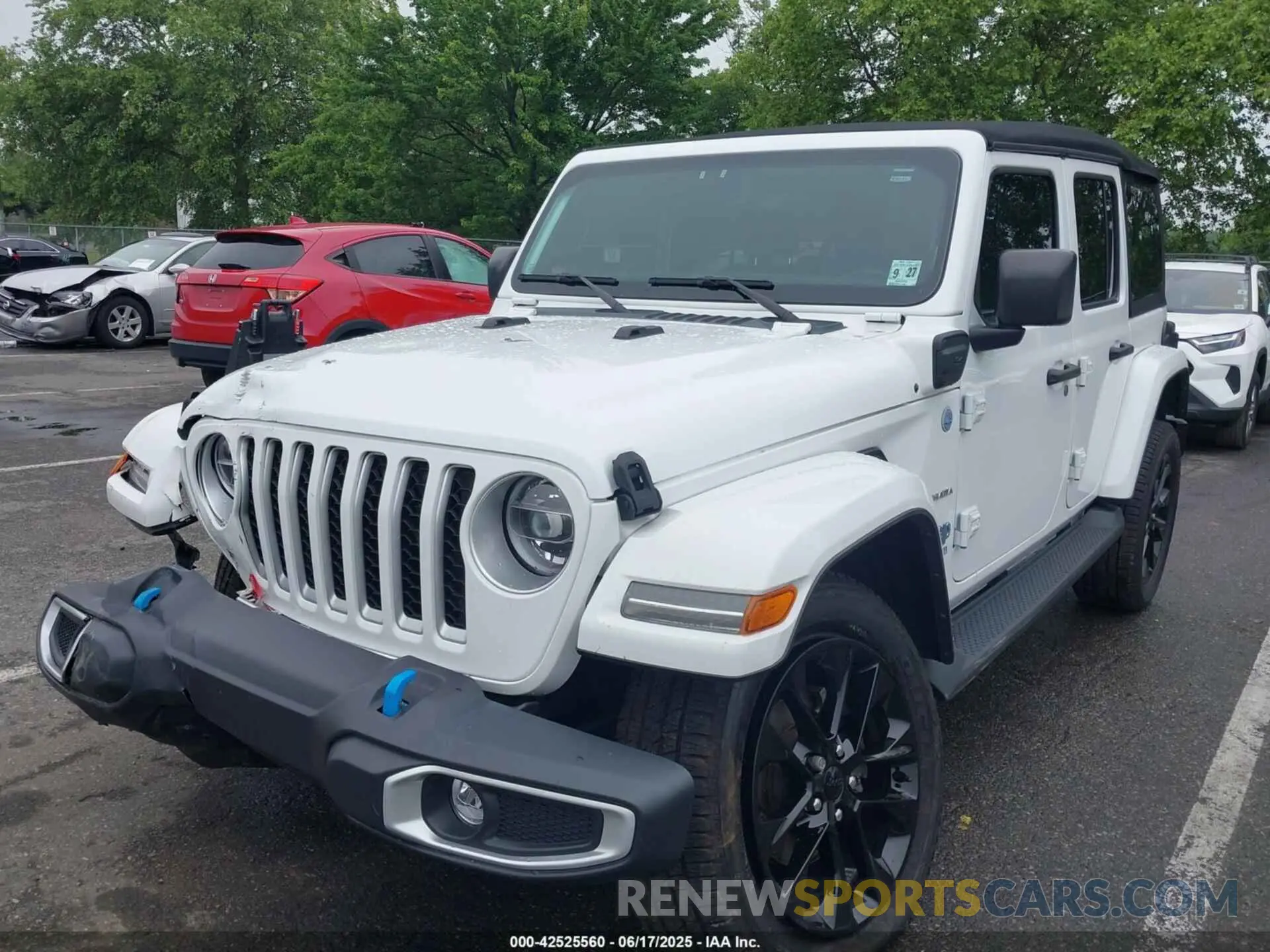 2 Photograph of a damaged car 1C4JJXP69NW229124 JEEP WRANGLER 4XE 2022