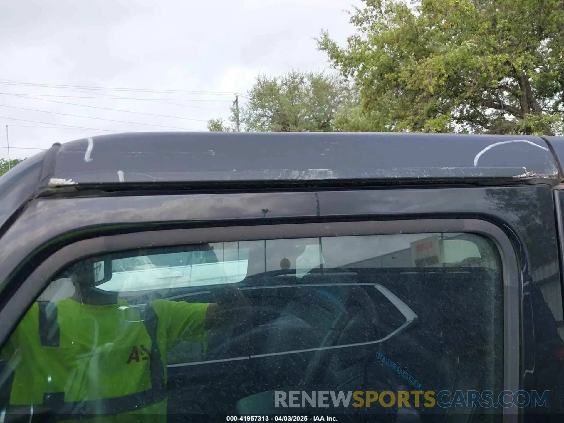 18 Photograph of a damaged car 1C4JJXR63NW228550 JEEP WRANGLER 4XE 2022