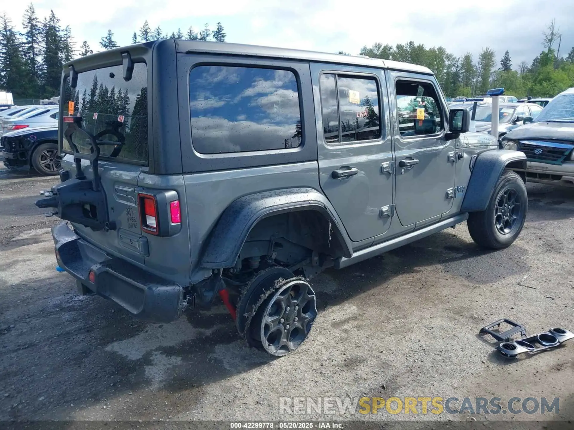 4 Photograph of a damaged car 1C4JJXN61PW629121 JEEP WRANGLER 4XE 2023