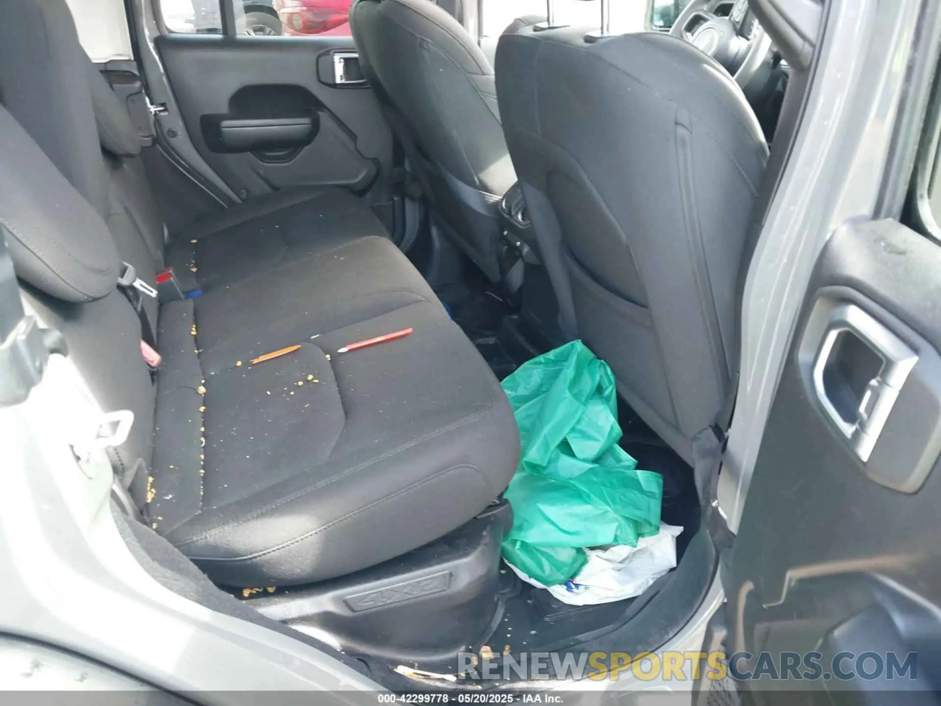 8 Photograph of a damaged car 1C4JJXN61PW629121 JEEP WRANGLER 4XE 2023