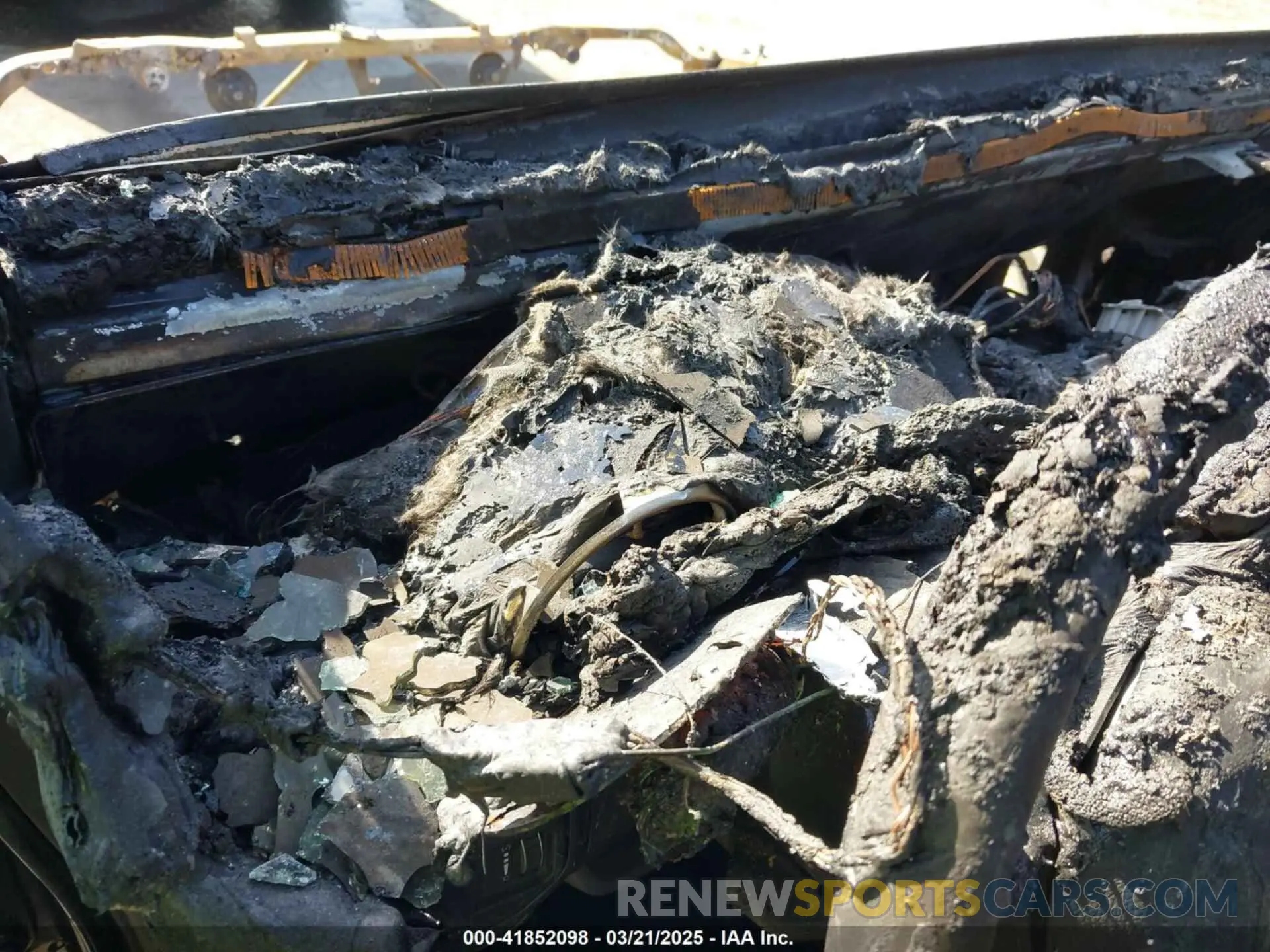 7 Photograph of a damaged car 1C4JJXN62PW641200 JEEP WRANGLER 4XE 2023