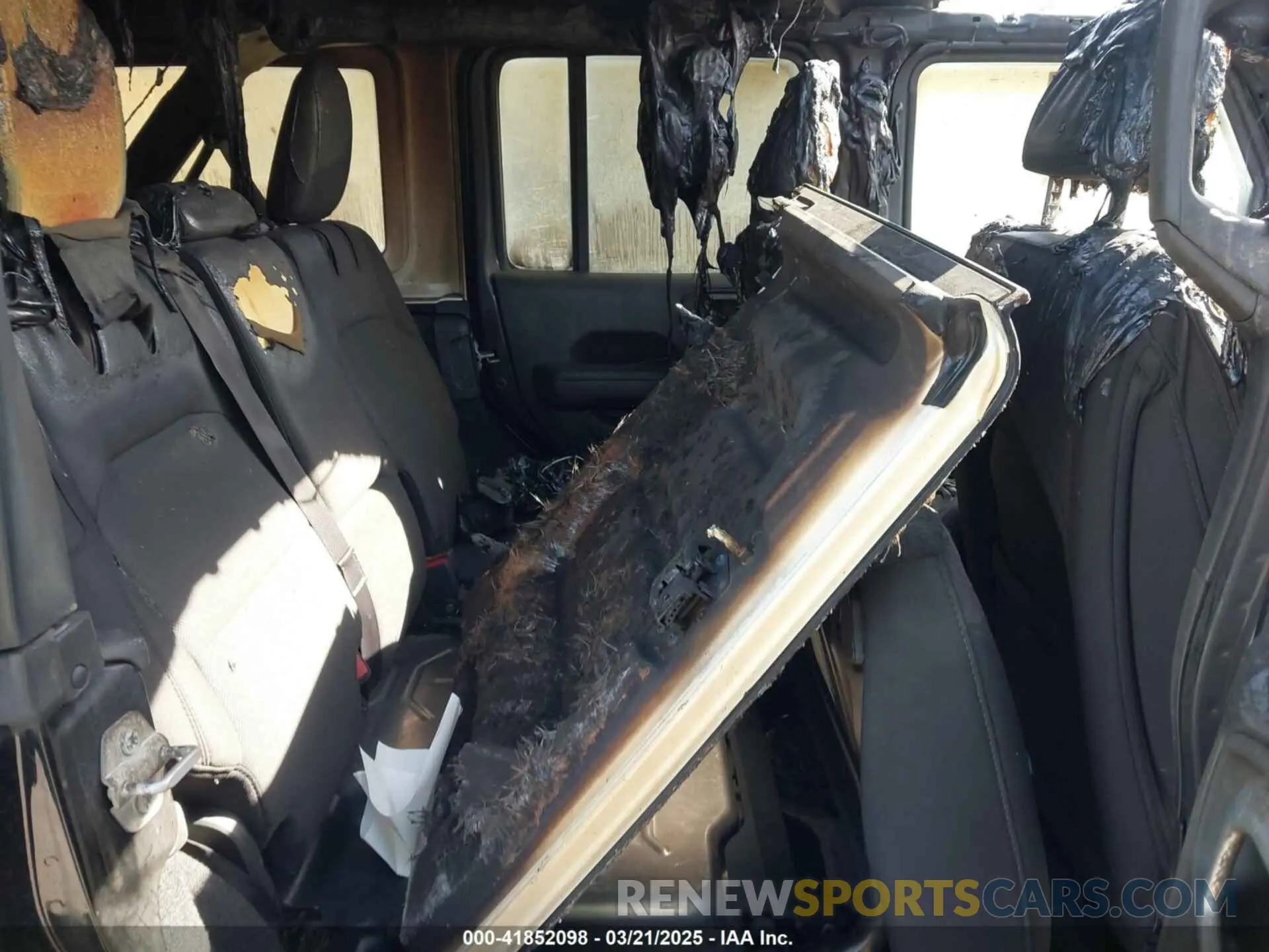 8 Photograph of a damaged car 1C4JJXN62PW641200 JEEP WRANGLER 4XE 2023