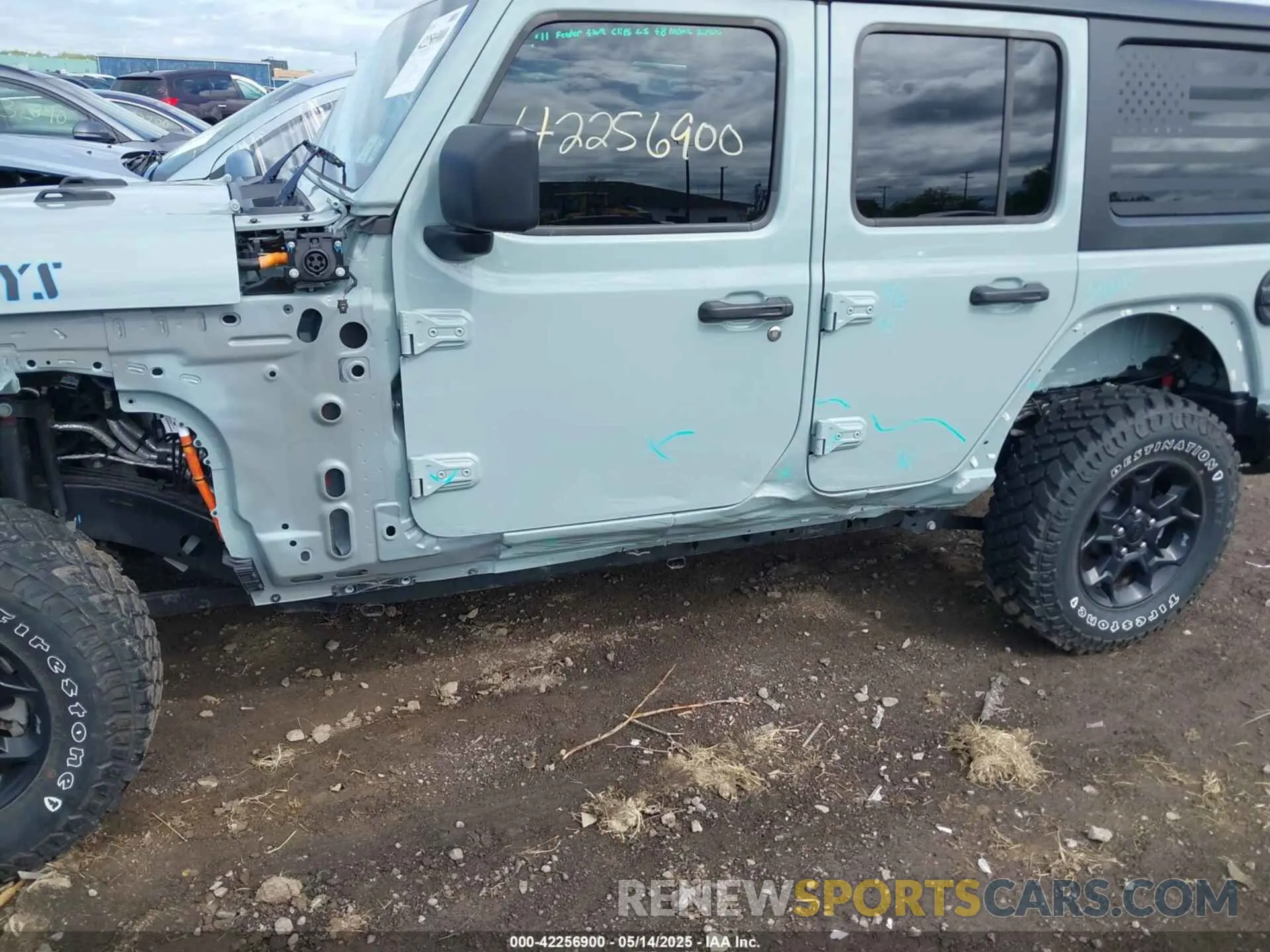 6 Photograph of a damaged car 1C4JJXN63PW625829 JEEP WRANGLER 4XE 2023