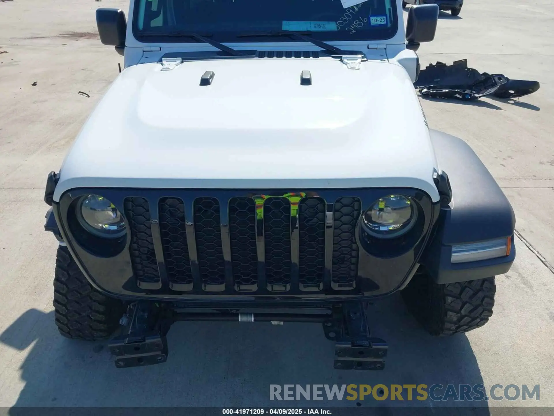 13 Photograph of a damaged car 1C4JJXN68PW592486 JEEP WRANGLER 4XE 2023